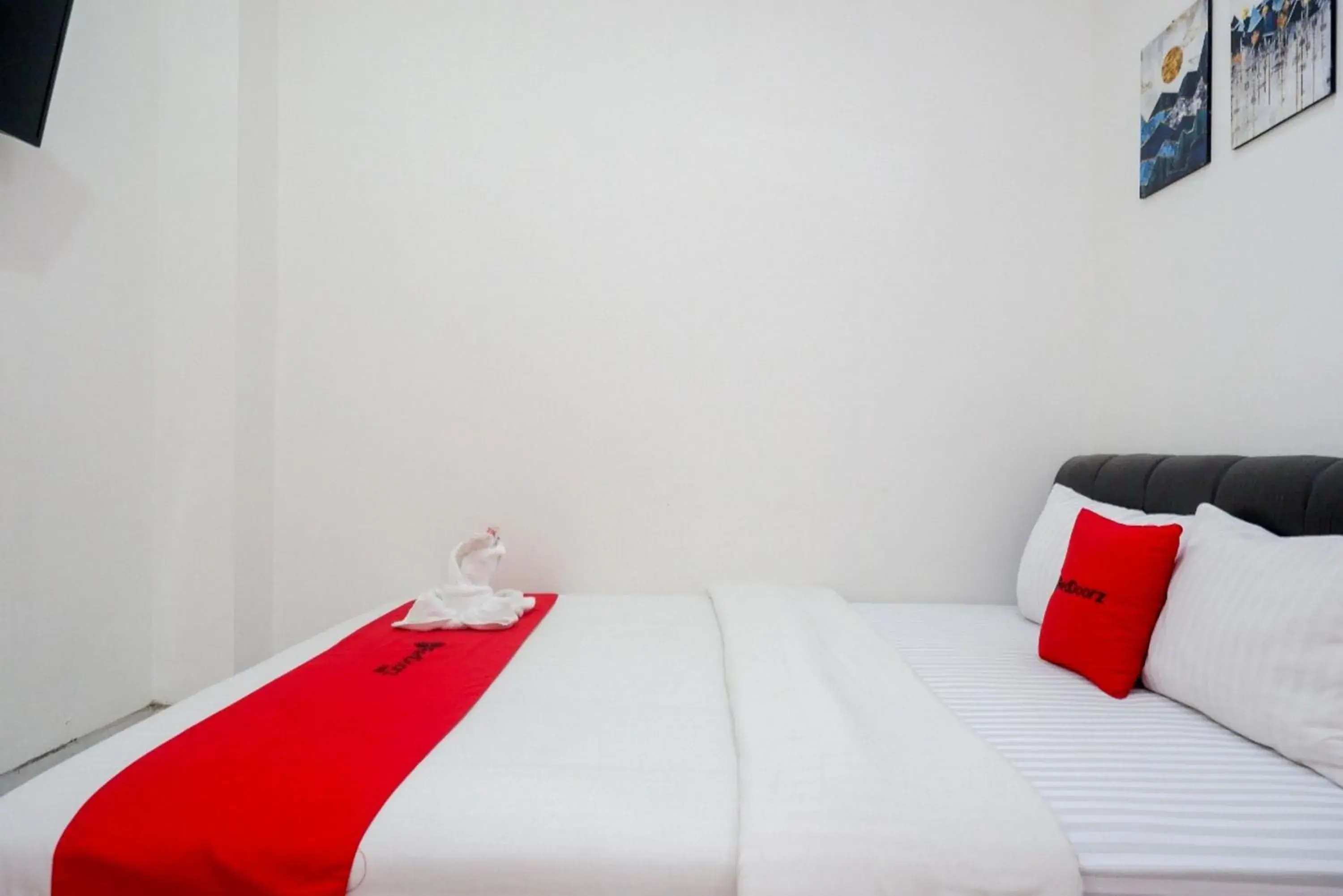 Bedroom, Bed in RedDoorz near Affandi Gejayan 2 Bedroom, Bed in RedDoorz near Affandi Gejayan 2