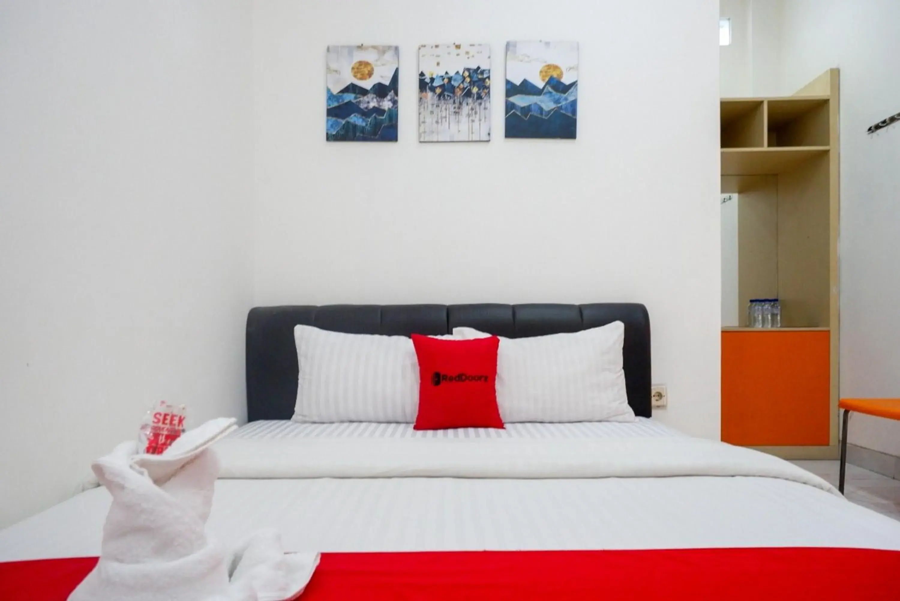 Bedroom, Bed in RedDoorz near Affandi Gejayan 2 Bedroom, Bed in RedDoorz near Affandi Gejayan 2