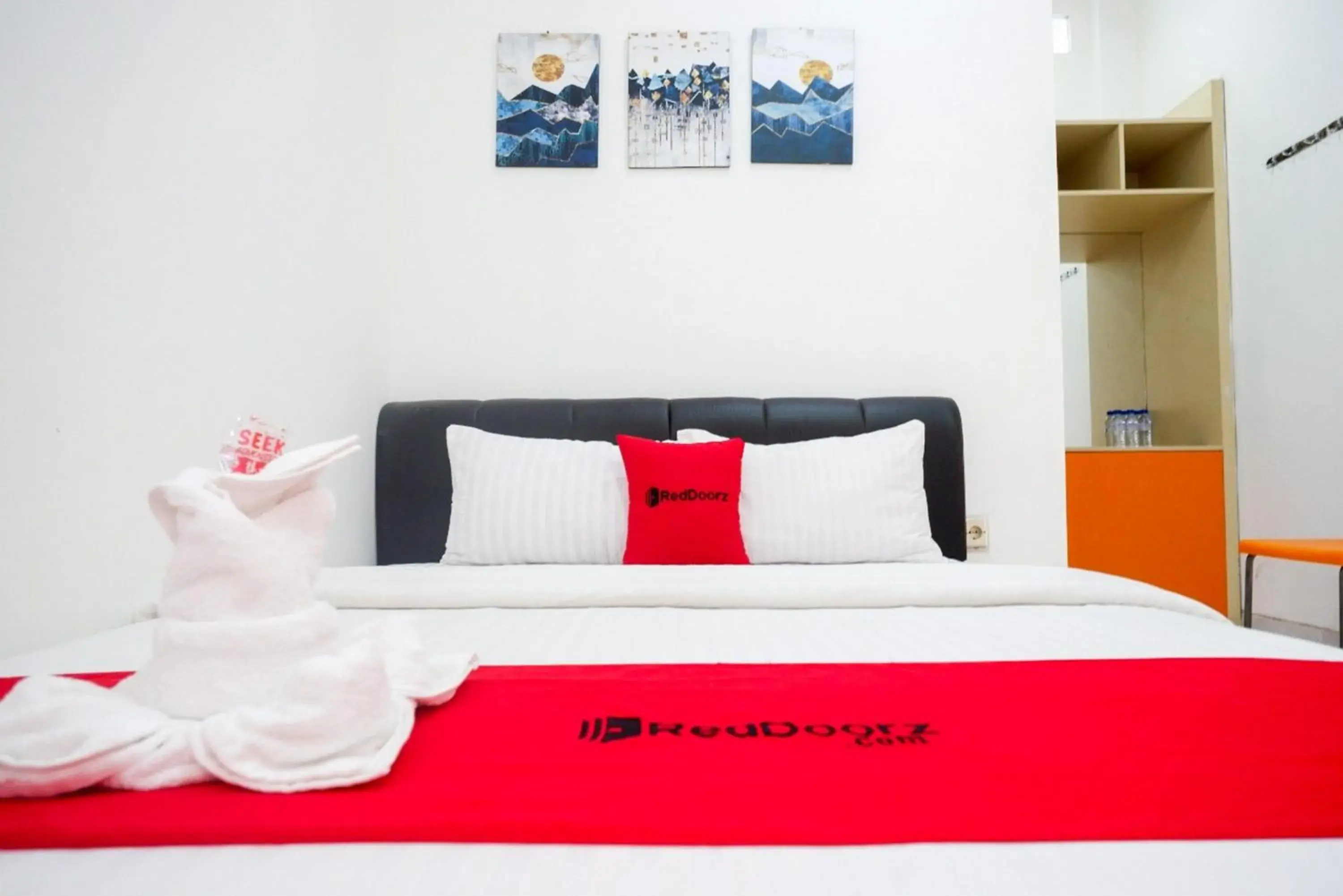 Bedroom, Bed in RedDoorz near Affandi Gejayan 2 Bedroom, Bed in RedDoorz near Affandi Gejayan 2