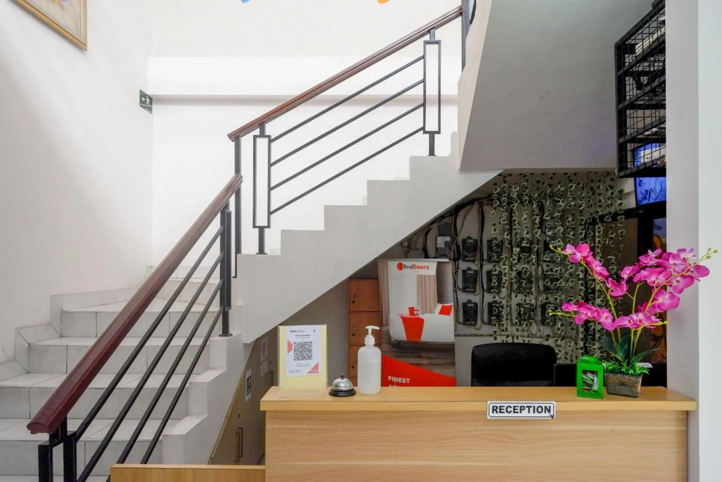 Lobby or reception in RedDoorz near Affandi Gejayan 2 Lobby or reception in RedDoorz near Affandi Gejayan 2