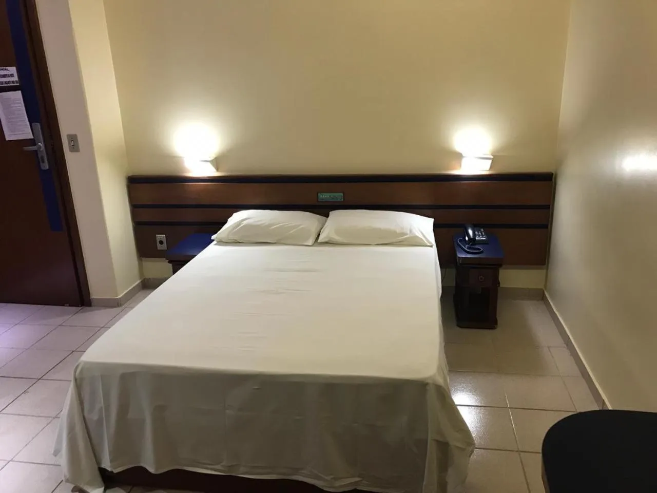 Bed in Oft Plaza Oeste Hotel