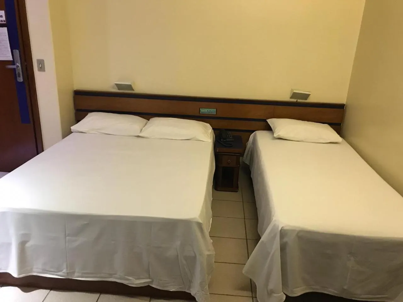 Bed in Oft Plaza Oeste Hotel