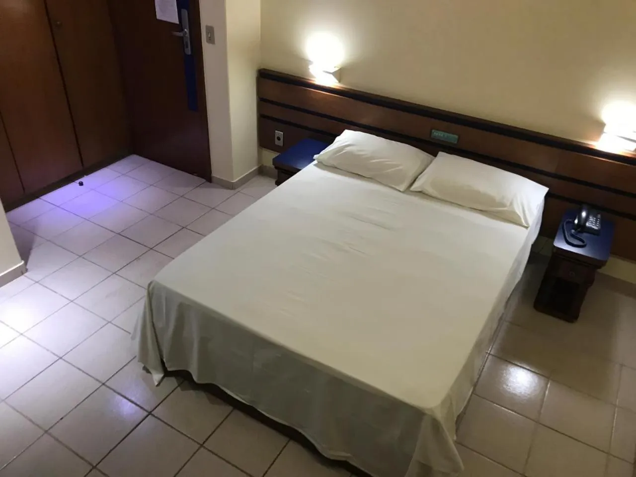 Bed in Oft Plaza Oeste Hotel