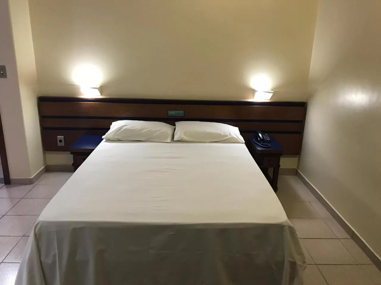 Bed in Oft Plaza Oeste Hotel
