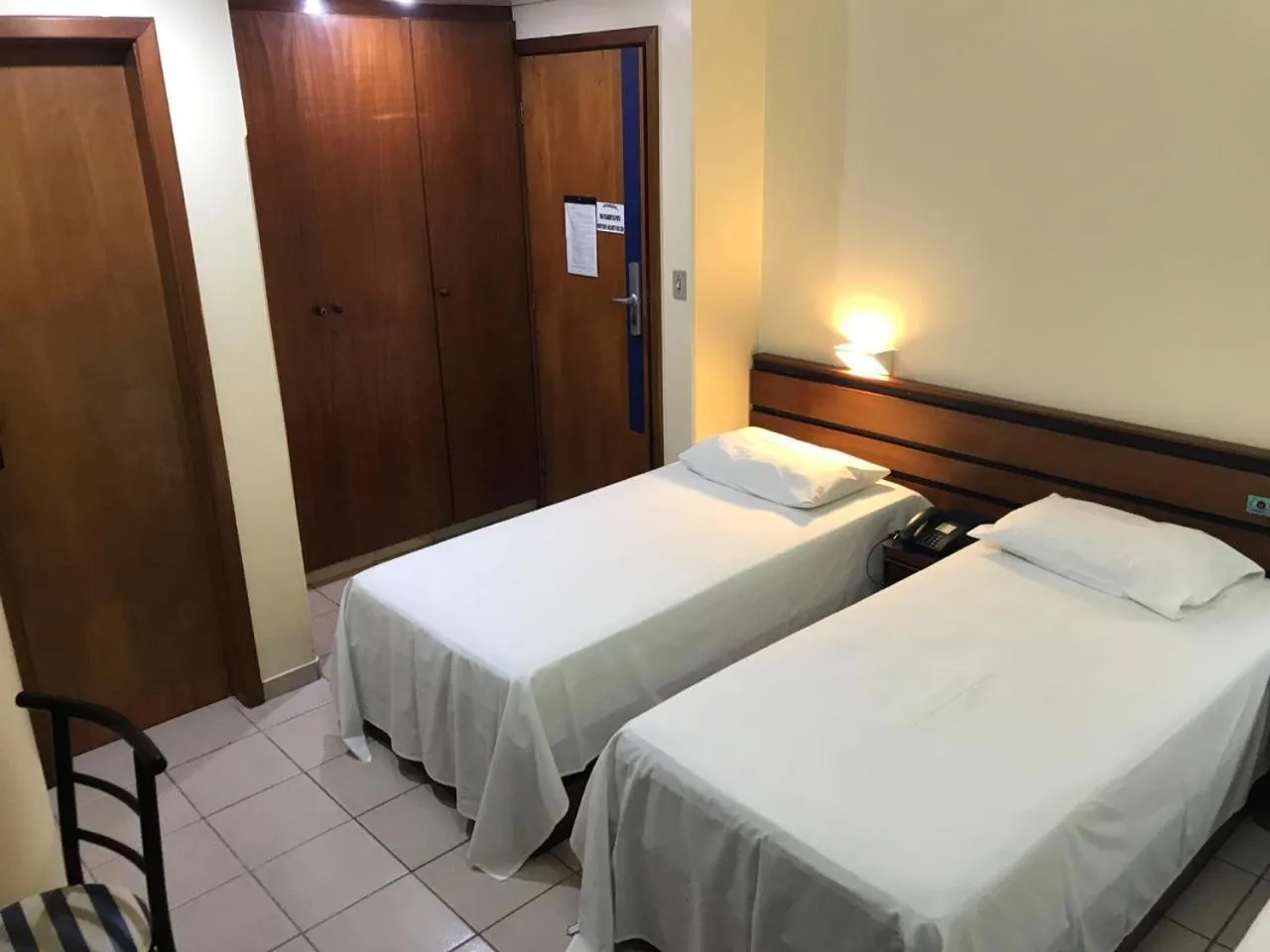 Bed in Oft Plaza Oeste Hotel