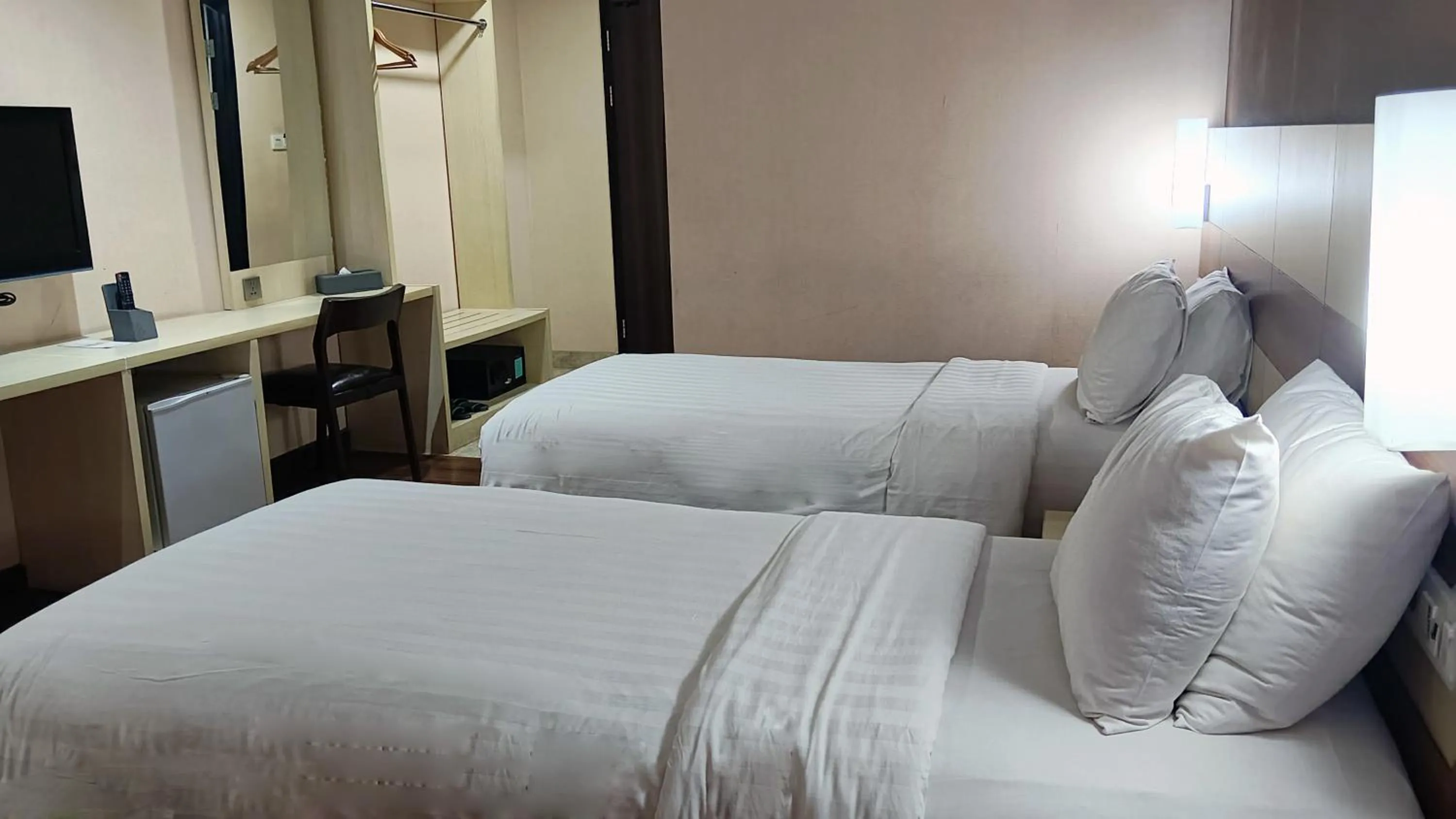 Hotel California Bandung