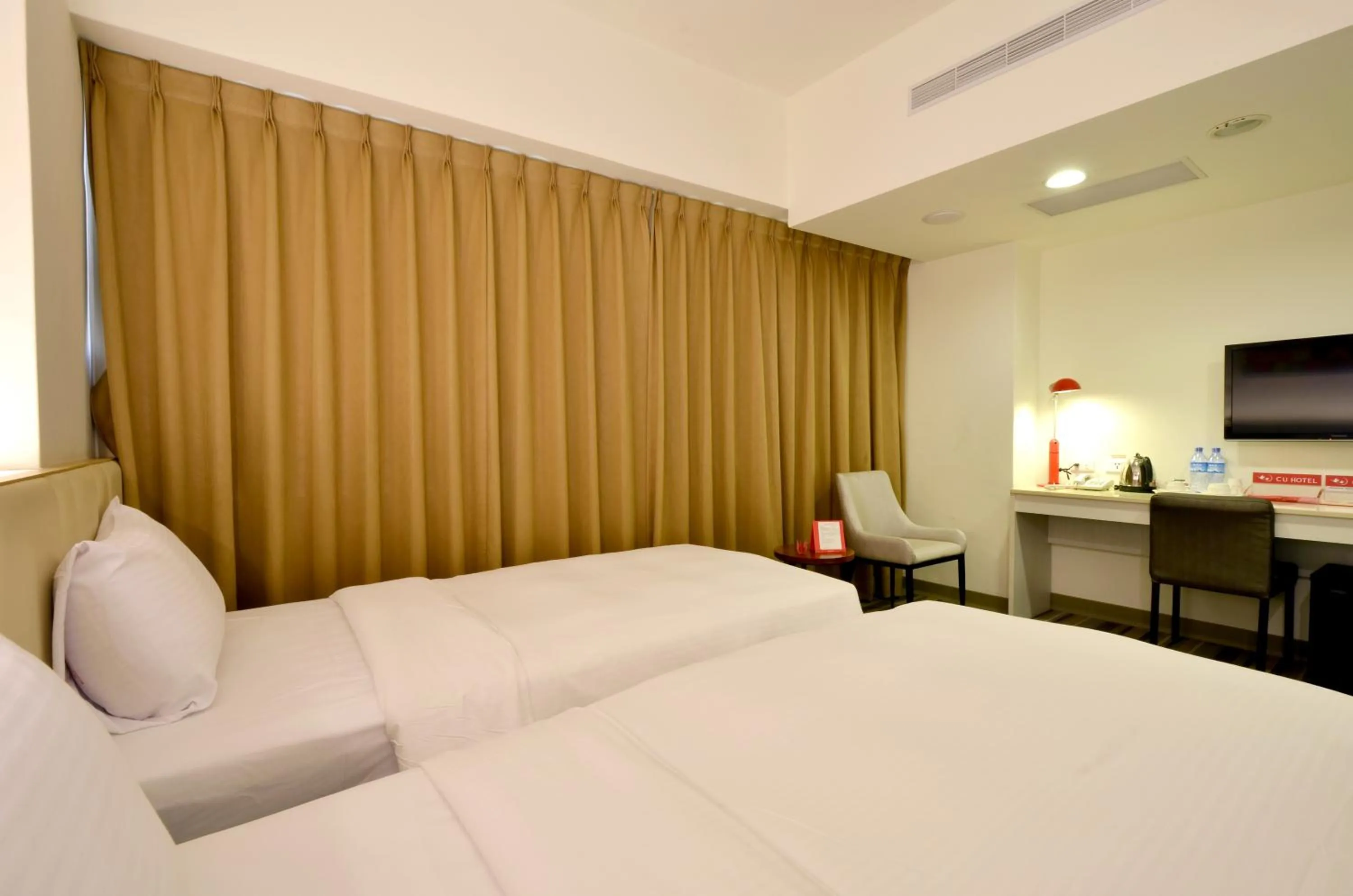 Bed in C U Hotel Taichung