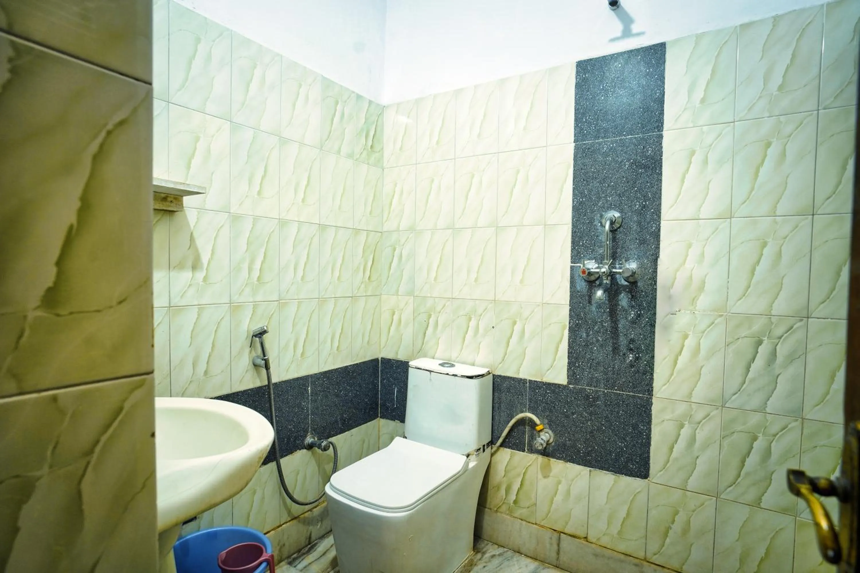 Bathroom in Hotel The Surya Jaisalmer