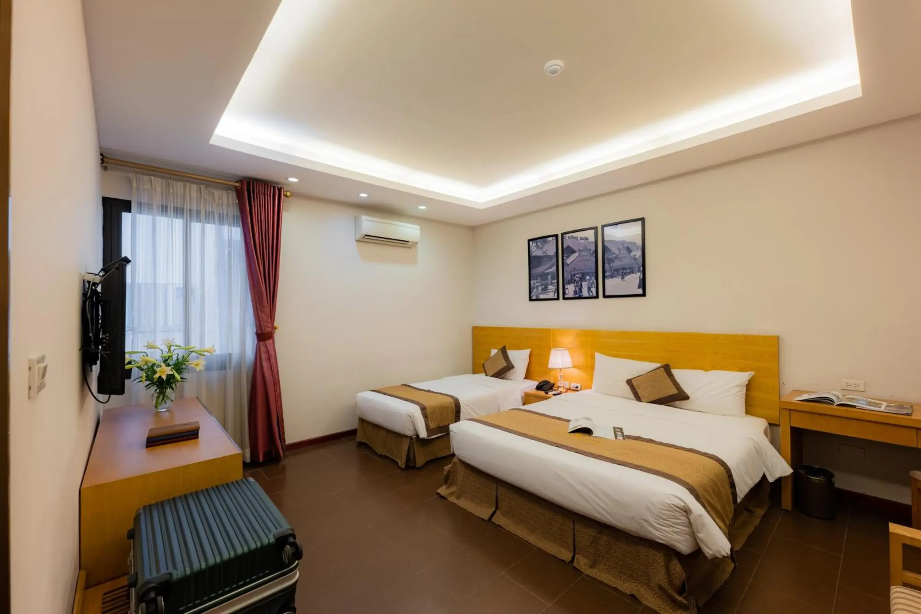 Bed in Riverside Hanoi Hotel Bed in Riverside Hanoi Hotel