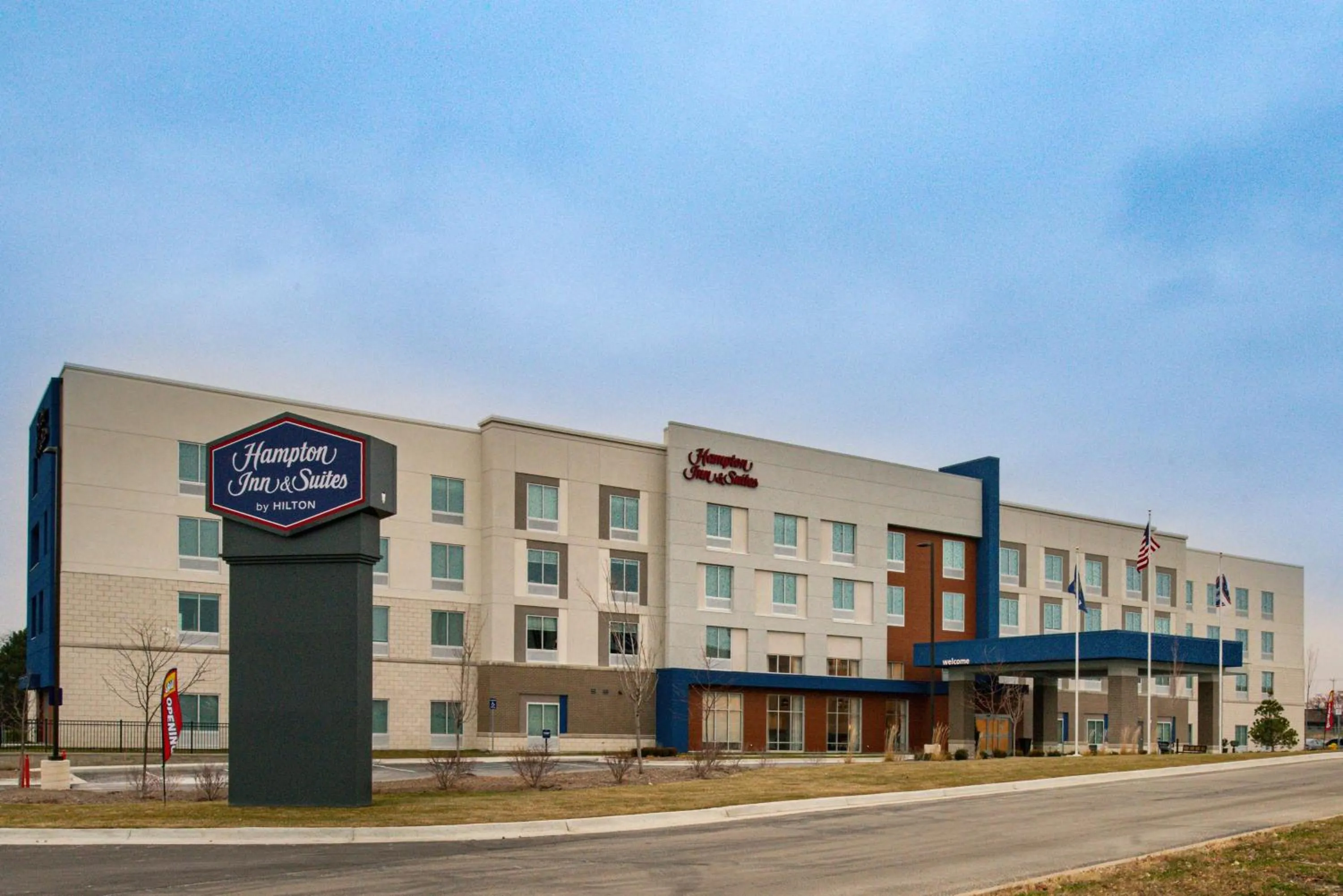 Property building in Hampton Inn & Suites Adrian, Mi