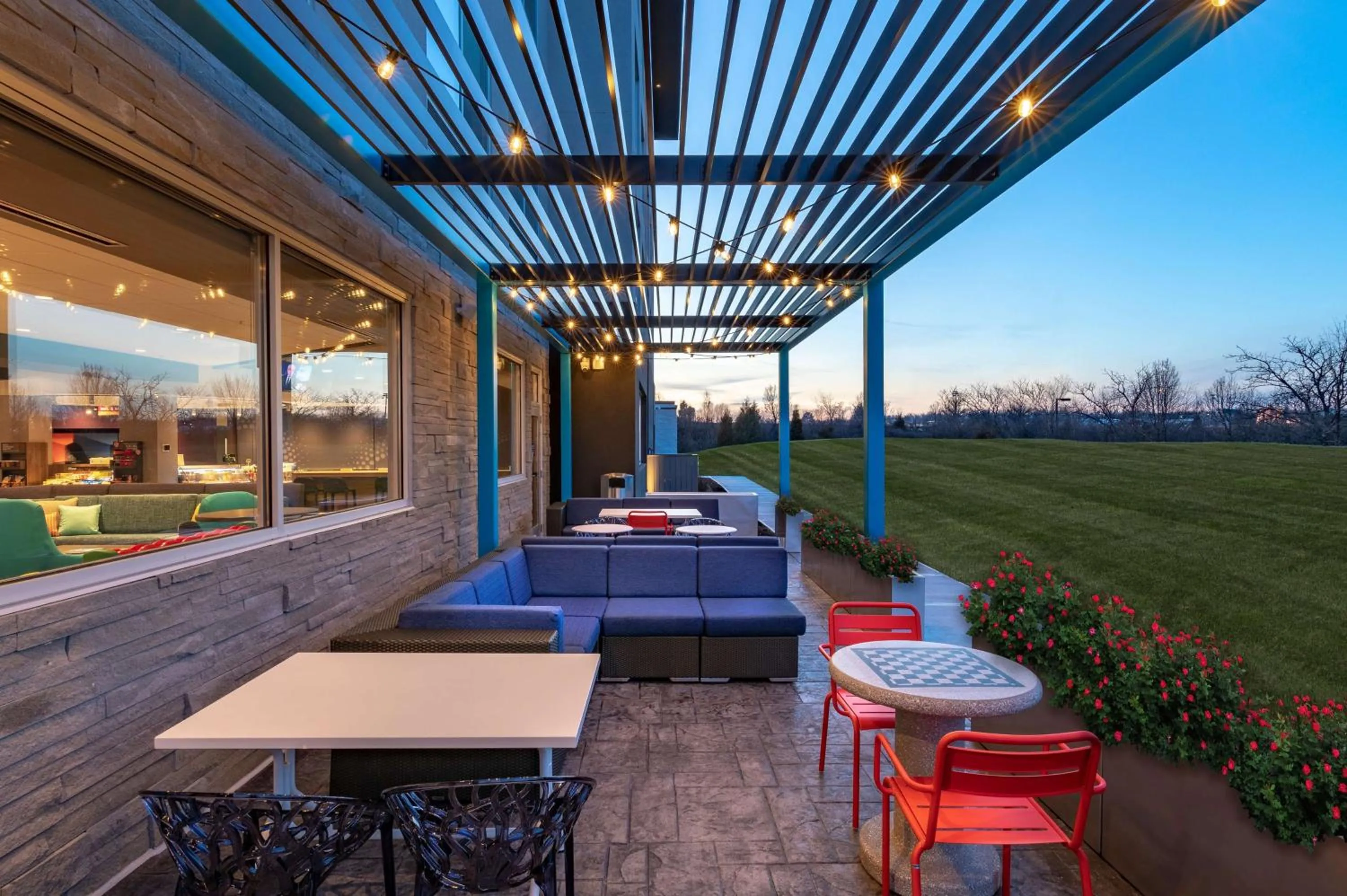 Patio in Tru By Hilton Sharonville, OH
