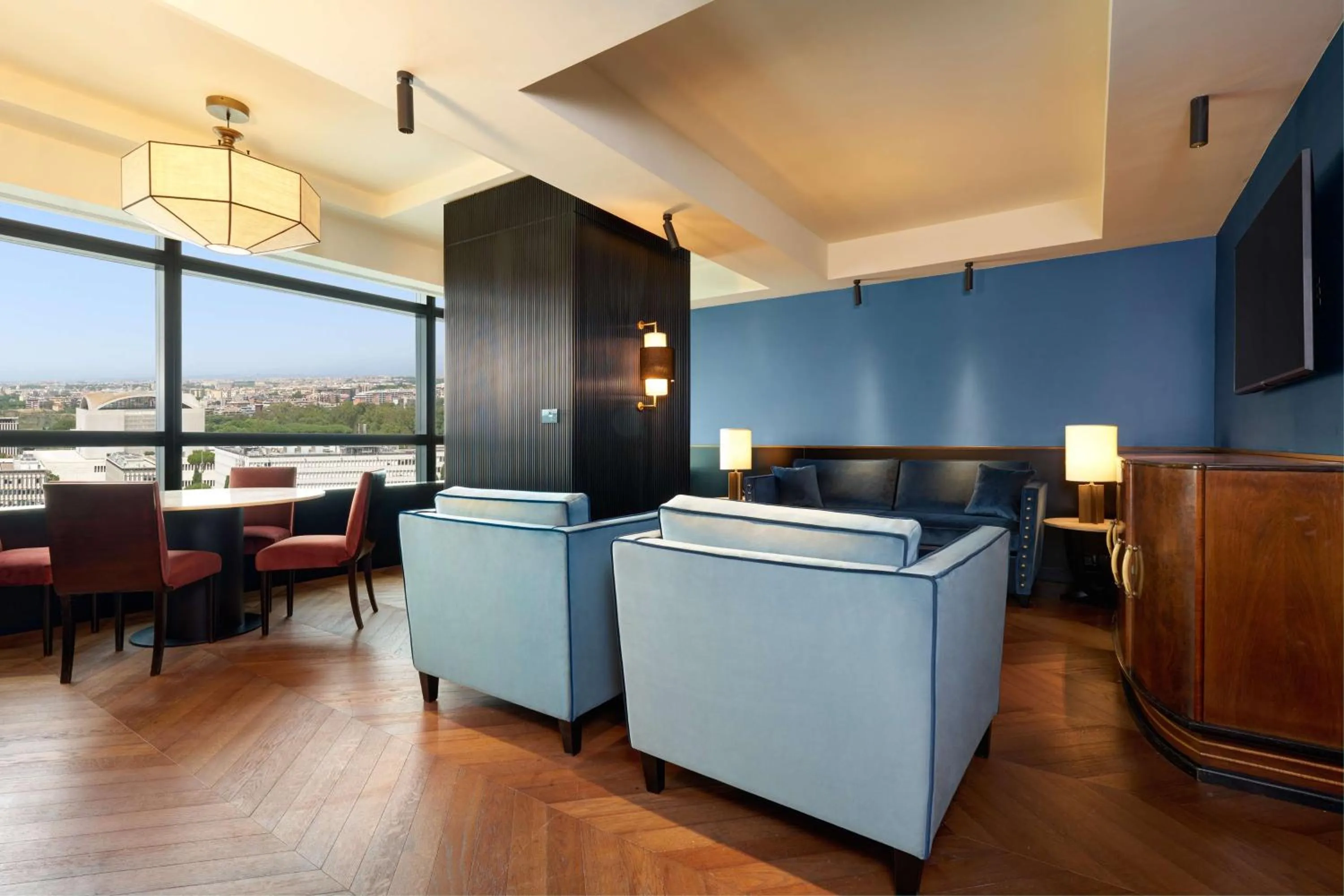 Living room in Hilton Rome Eur La Lama