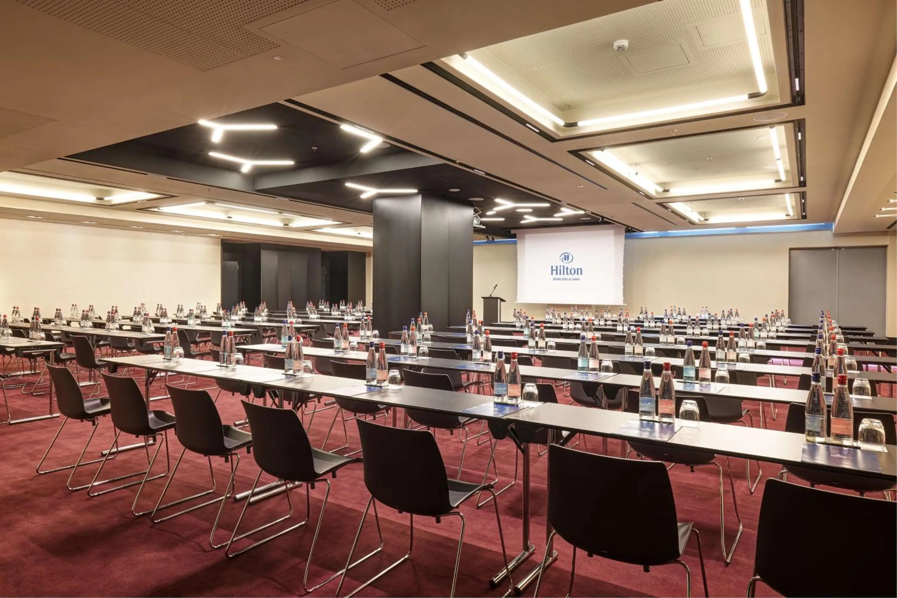 Meeting/conference room in Hilton Rome Eur La Lama