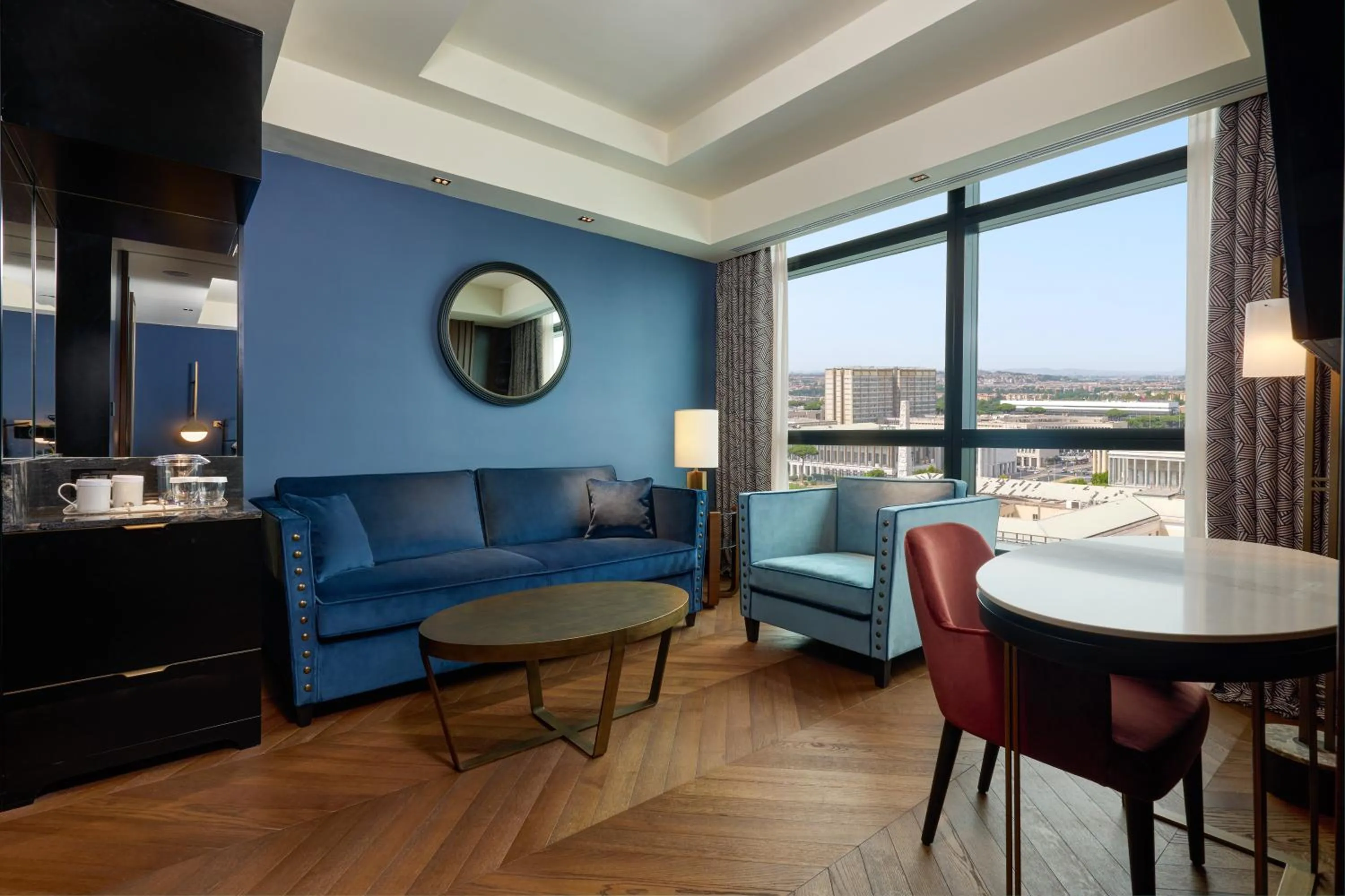 Living room in Hilton Rome Eur La Lama