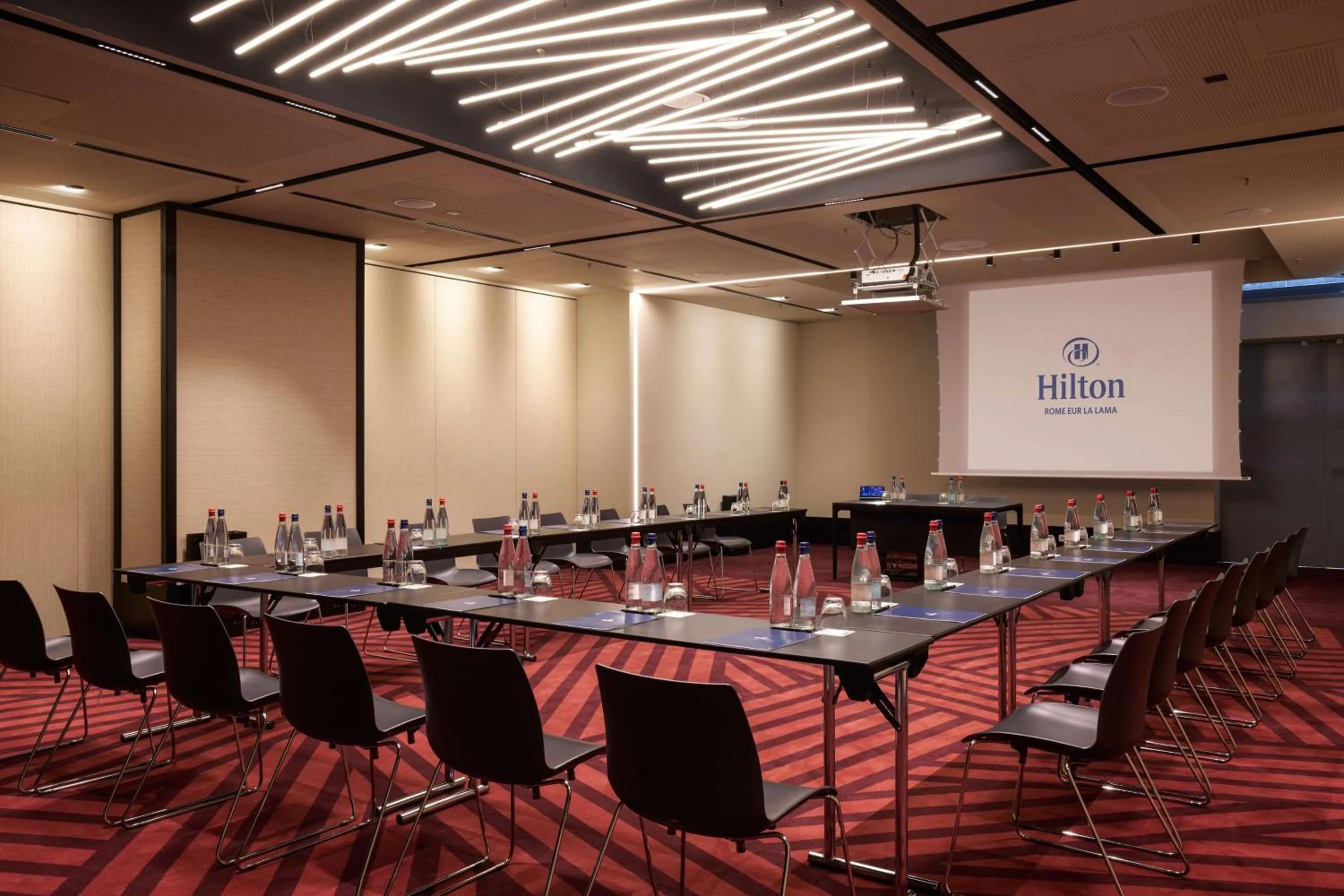 Meeting/conference room in Hilton Rome Eur La Lama