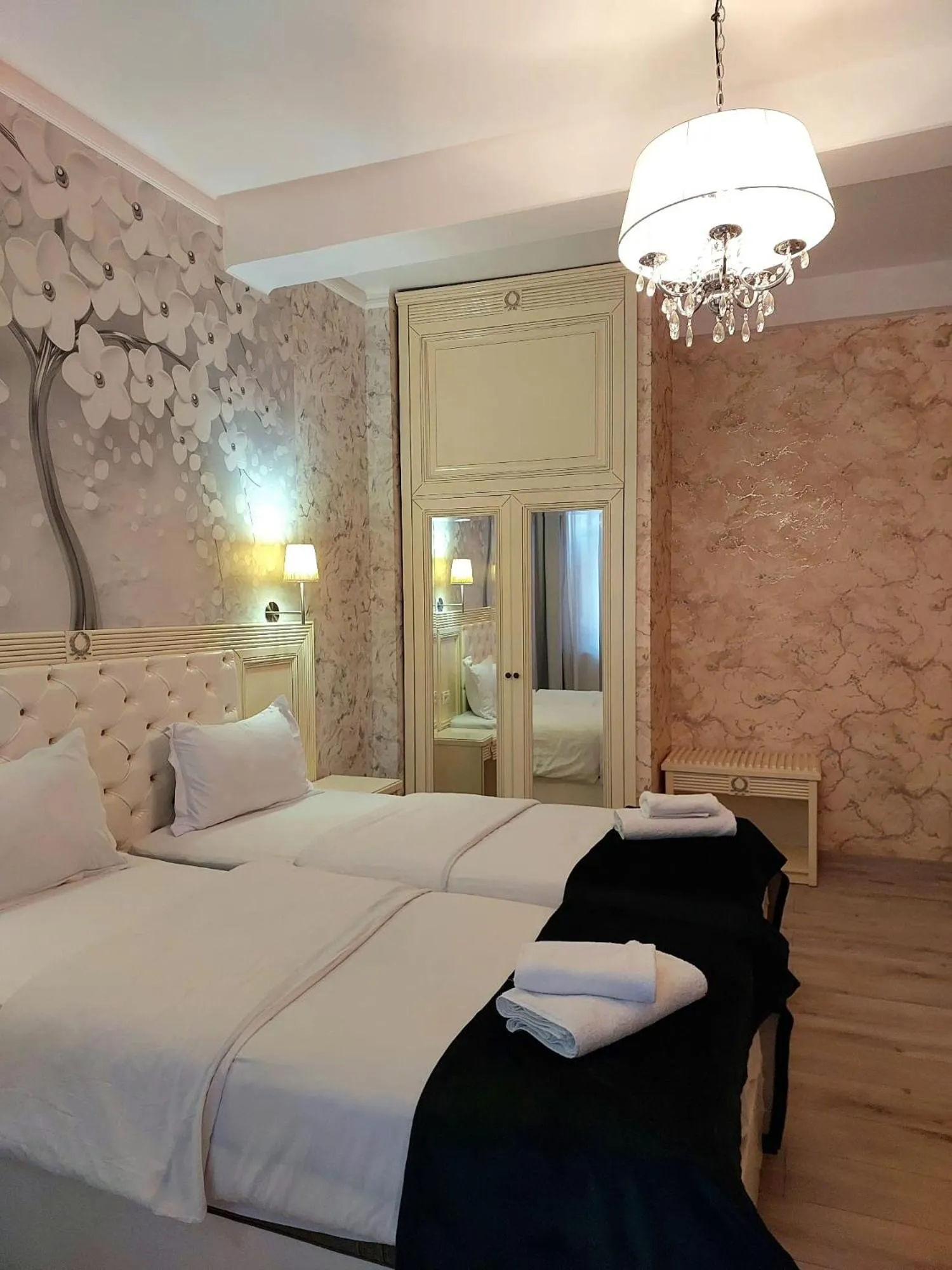 Photo of the whole room, Bed in Carol Boutique - Vila Cornelia
