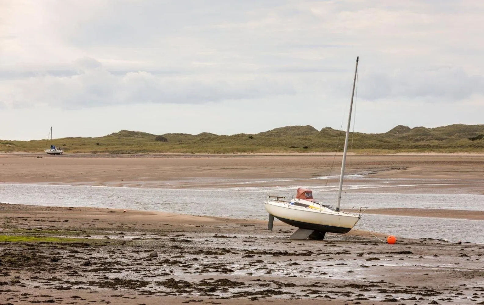 Natural landscape in The Inn at Ravenglass