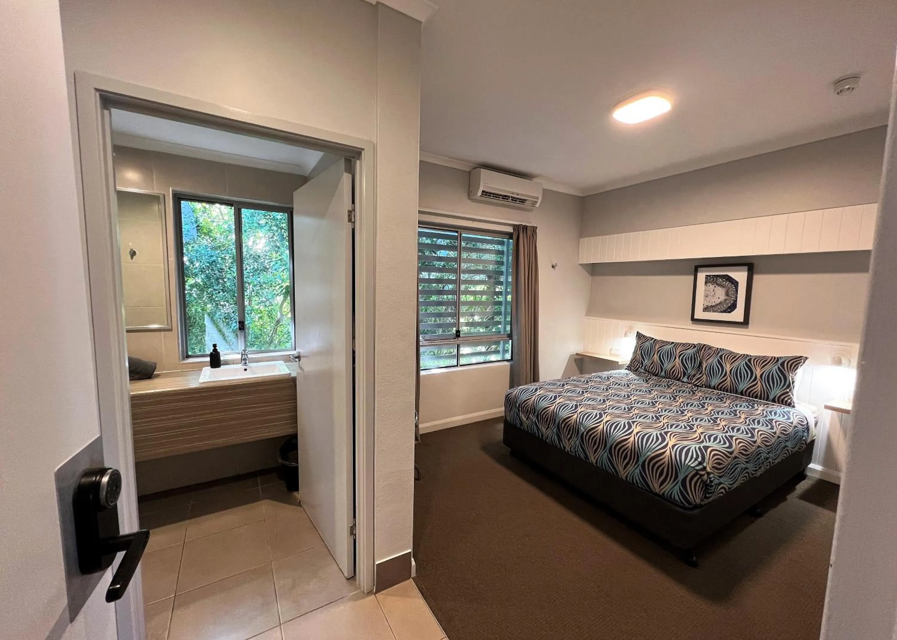 Bed in Noosa Flashpackers