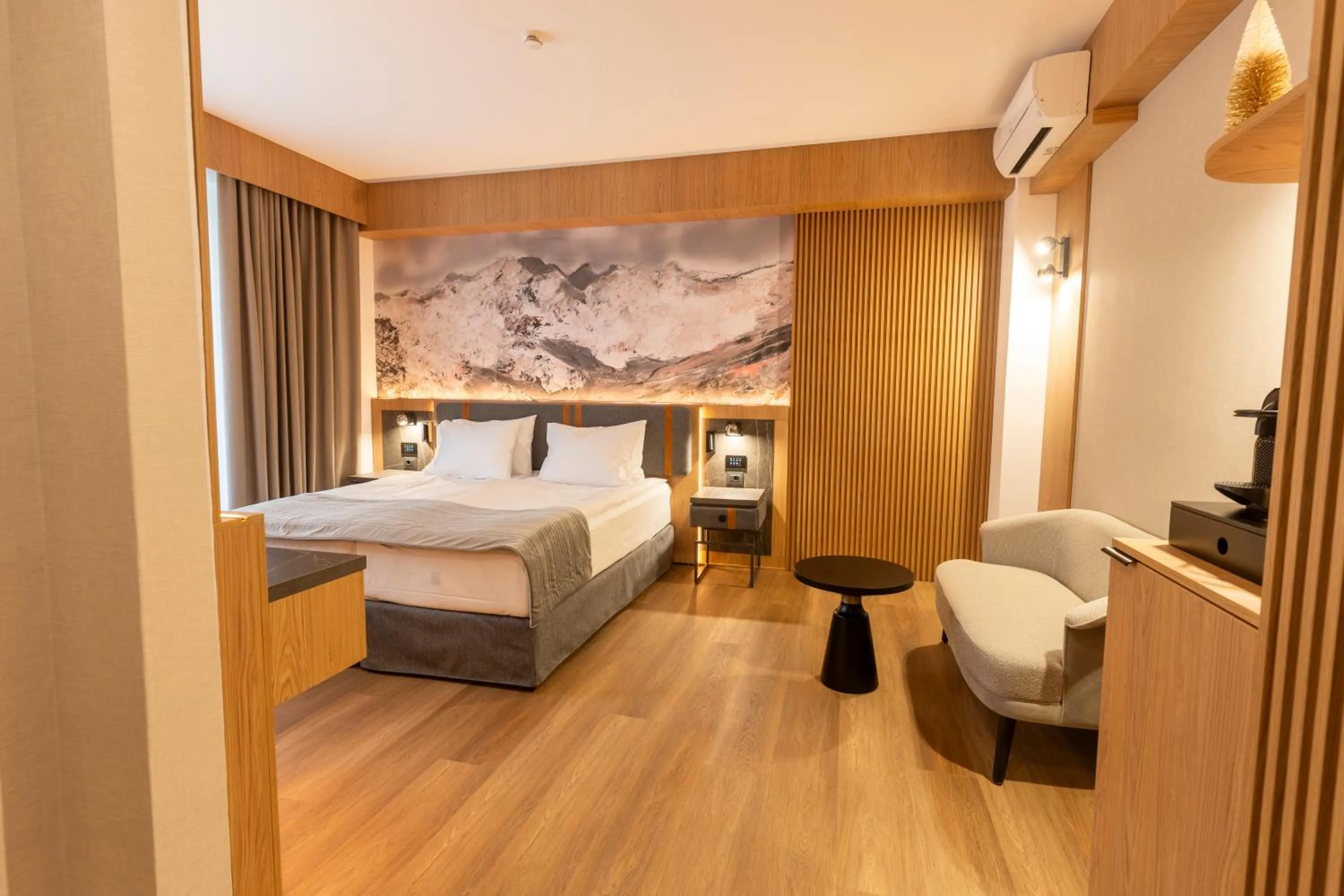 Bed in Azuga Ski & Bike Resort