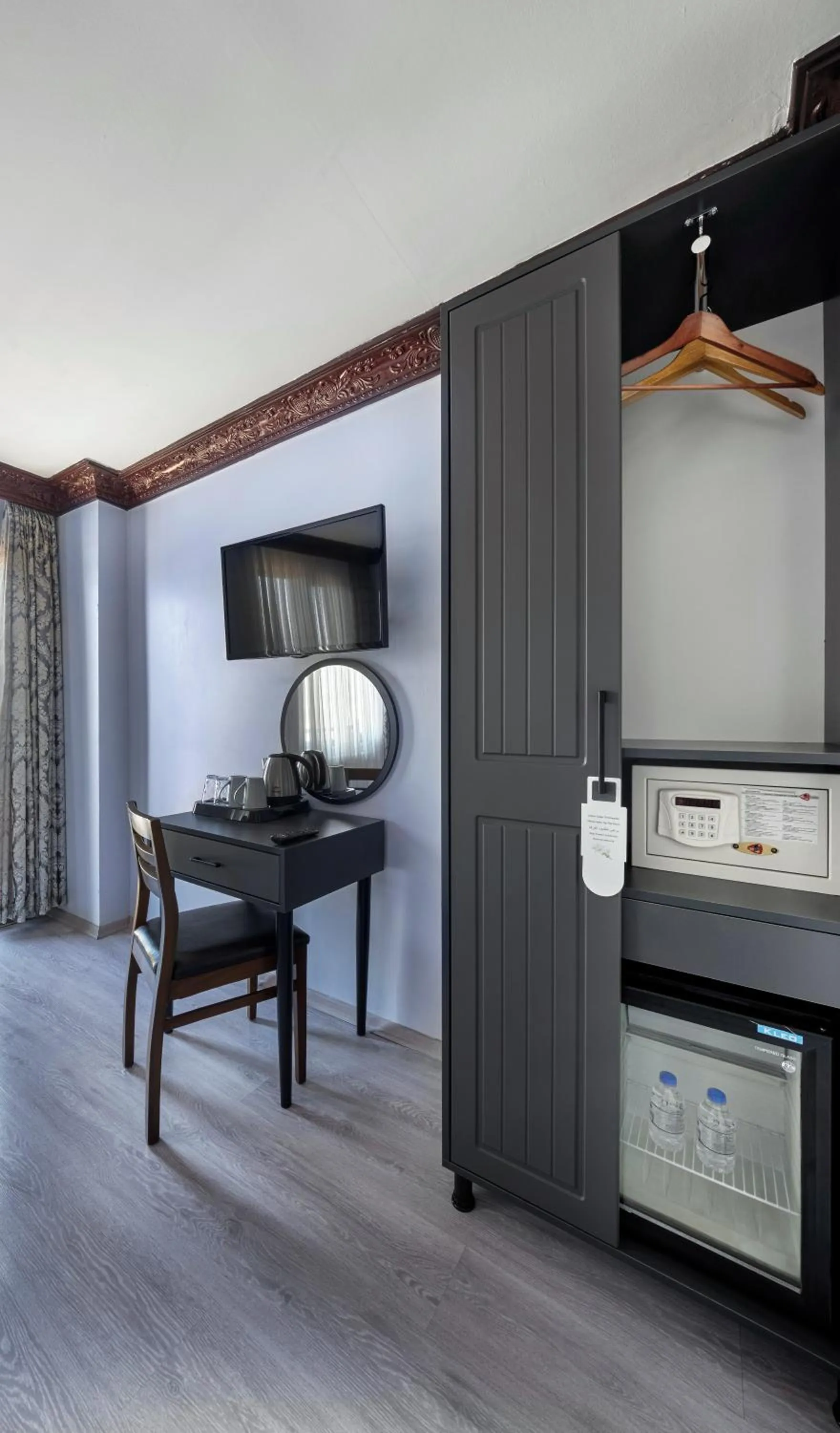 TV and multimedia in Mytra Hotel