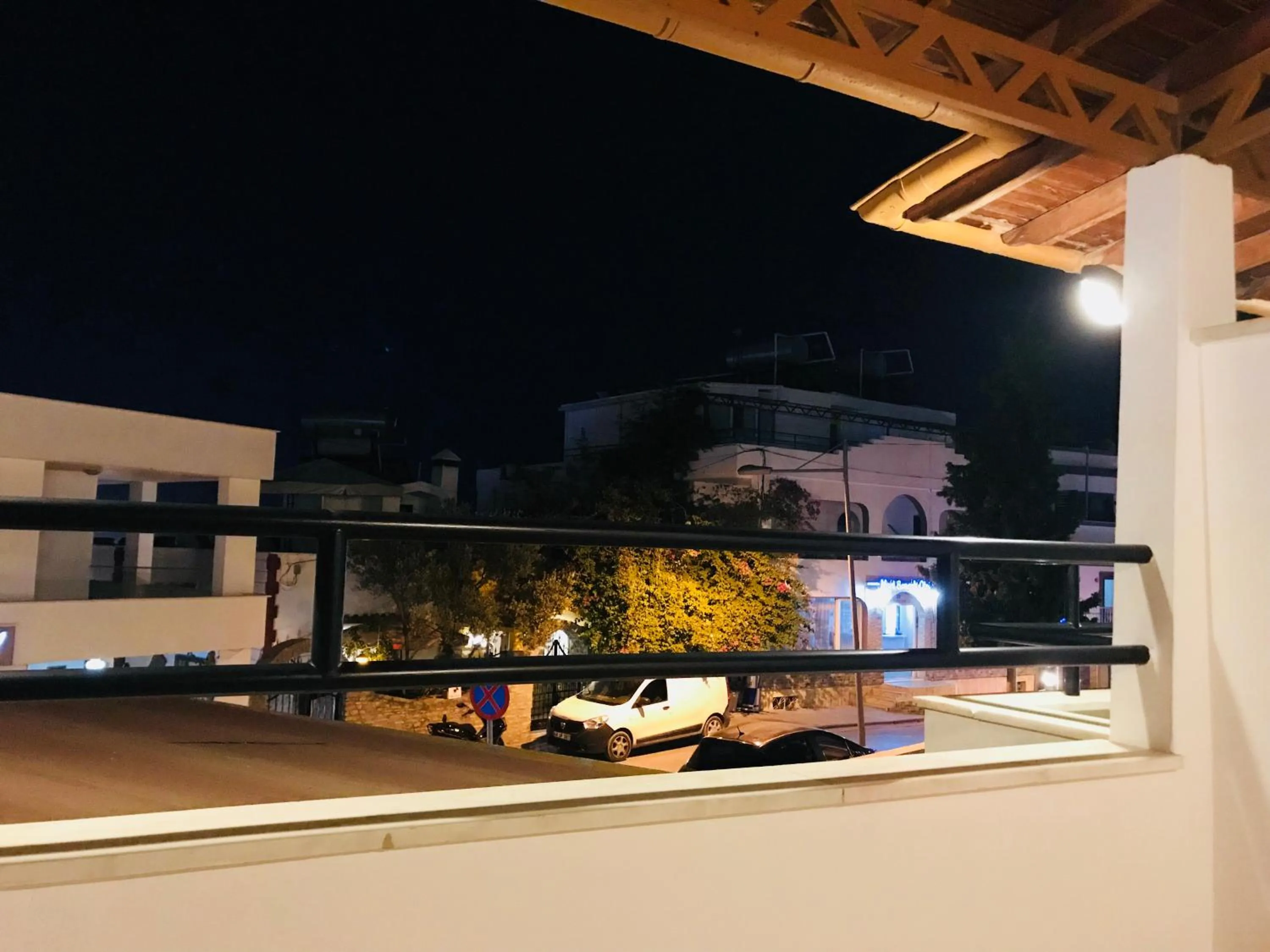 Balcony/Terrace in Cam Hotel