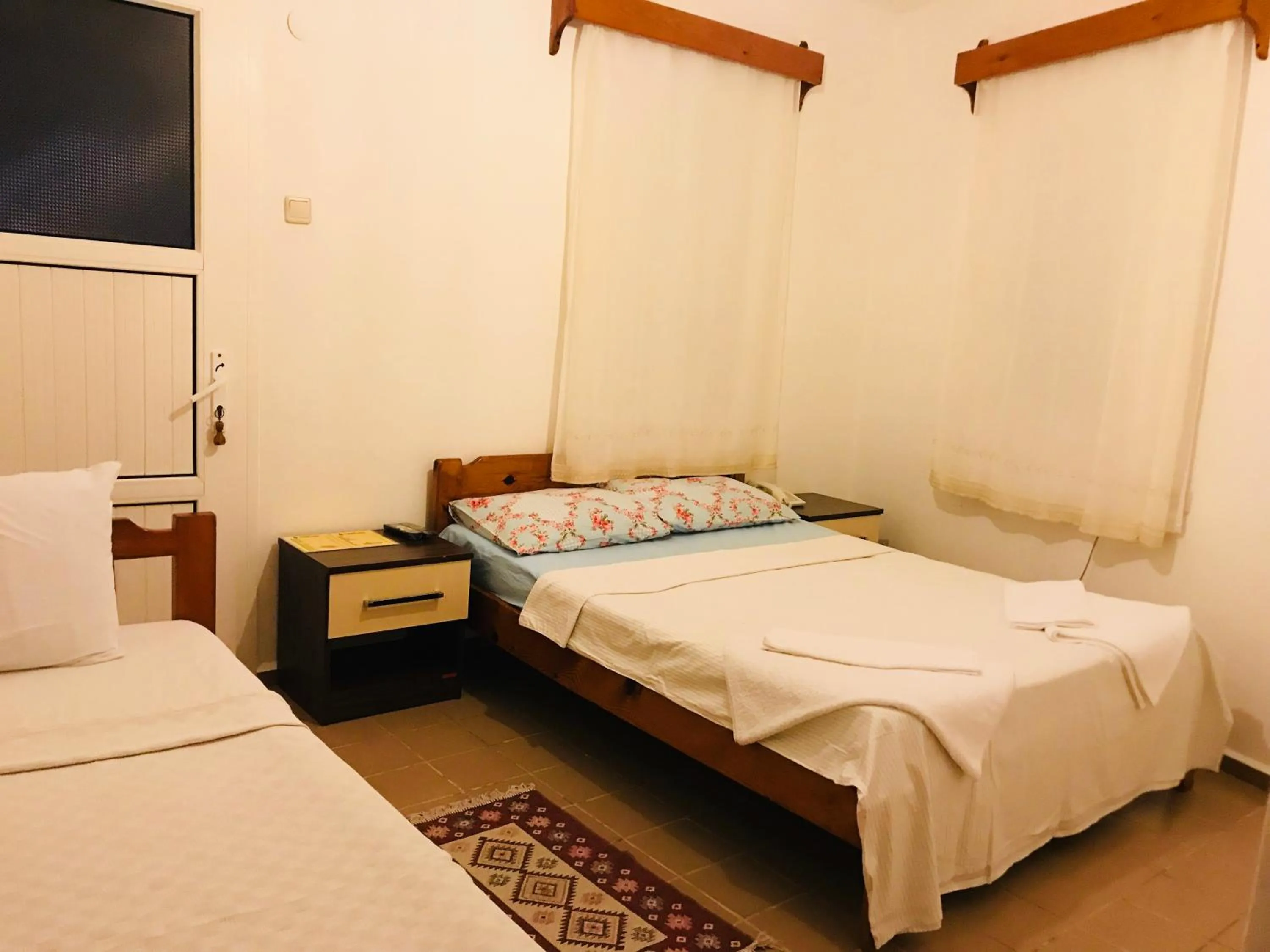 View (from property/room), Bed in Cam Hotel