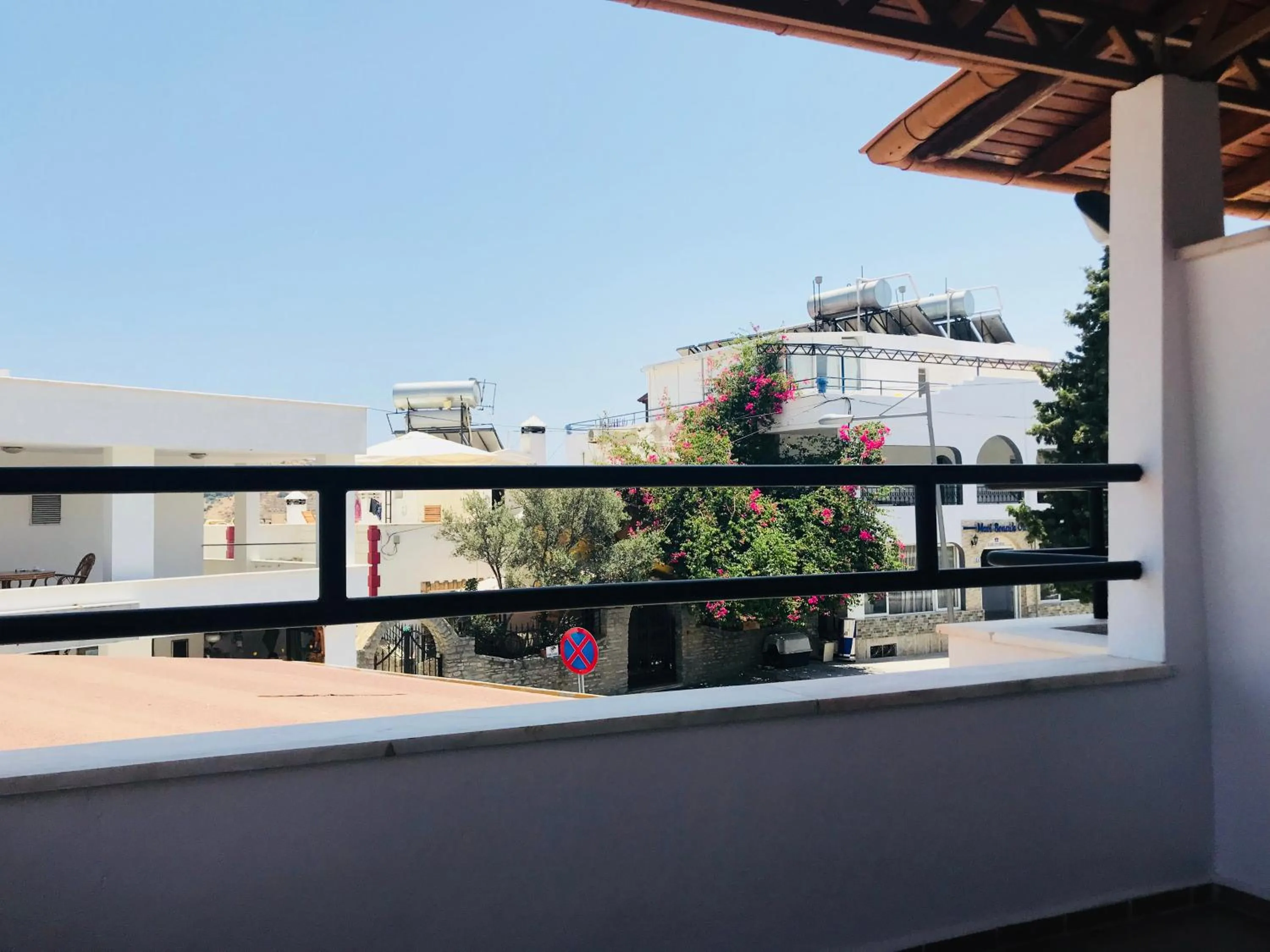 Balcony/Terrace in Cam Hotel