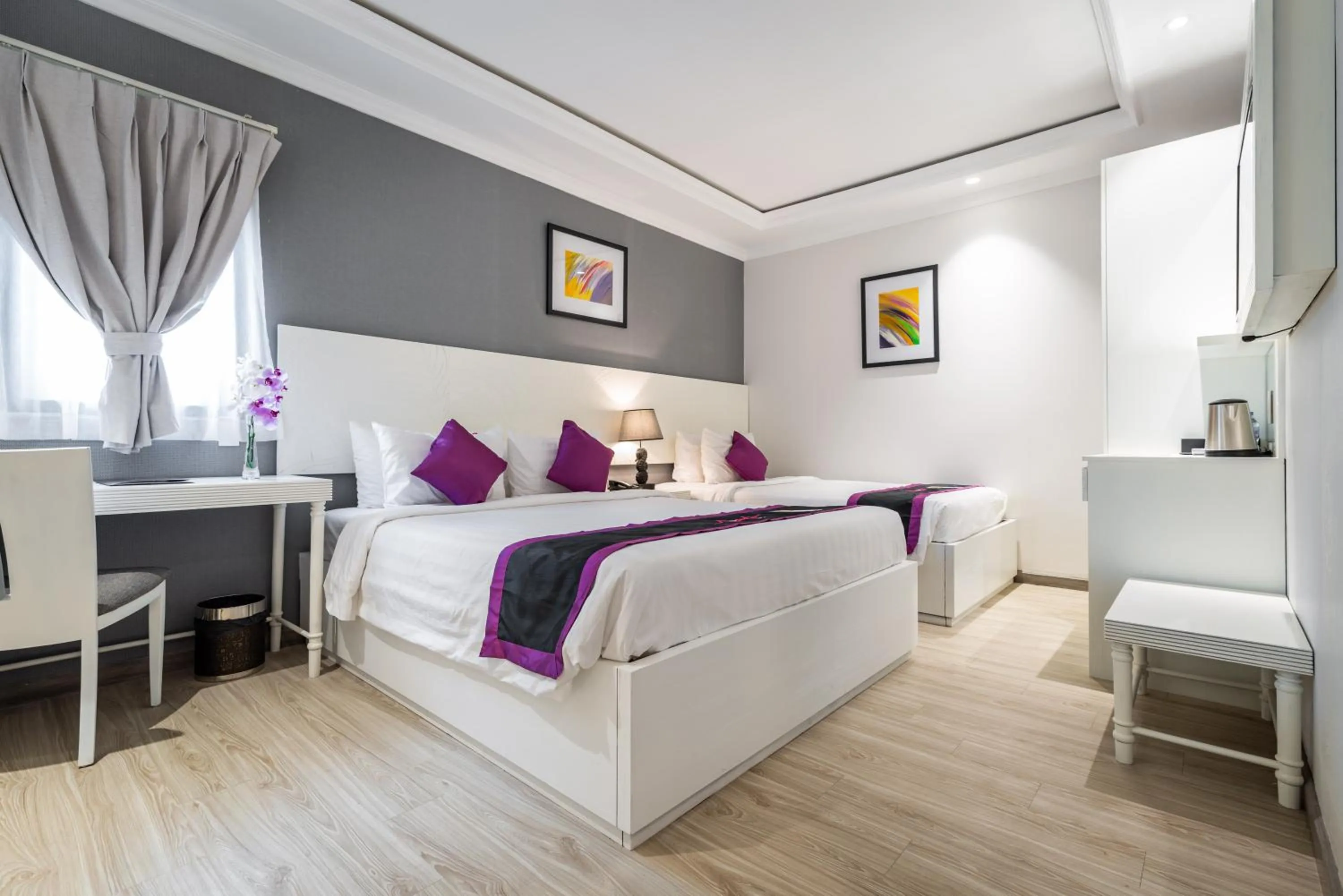 Bed in Avanti Boutique Hotel