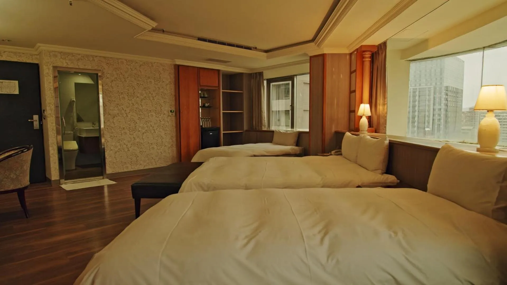 bunk bed, Bed in Meadow Hotel Taipei