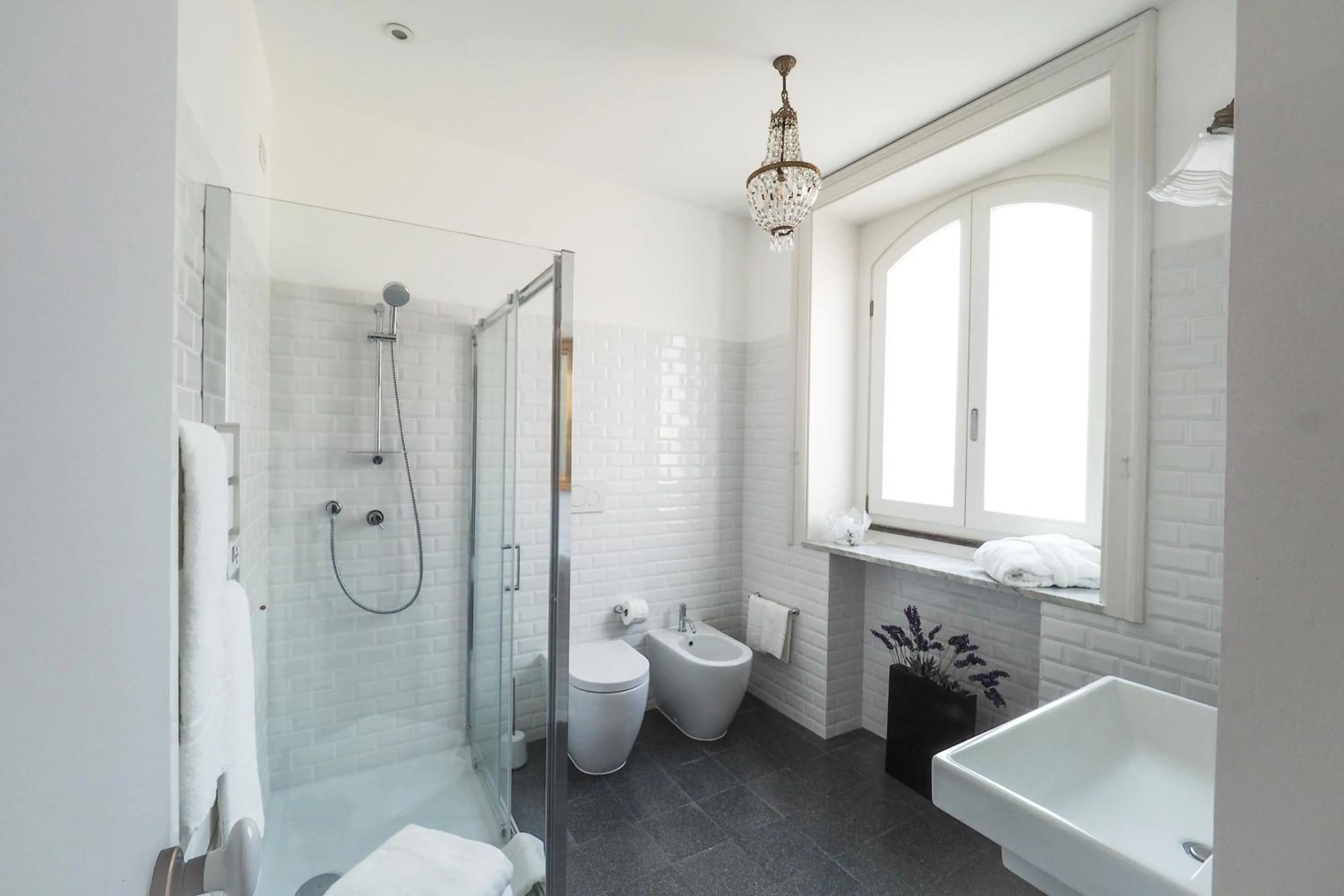 Bathroom in Palazzo Degli Antoci