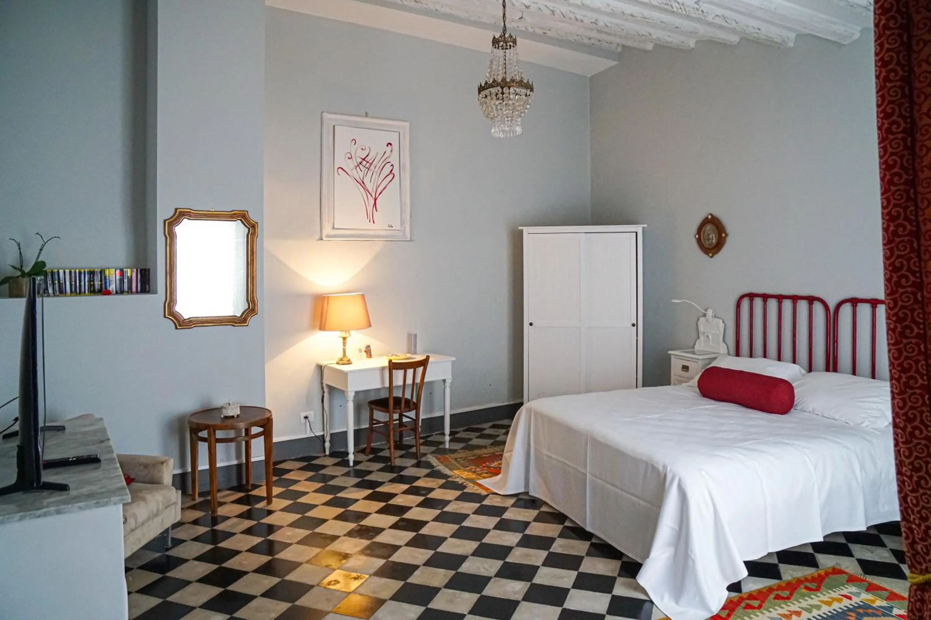 Photo of the whole room, Bed in Palazzo Degli Antoci