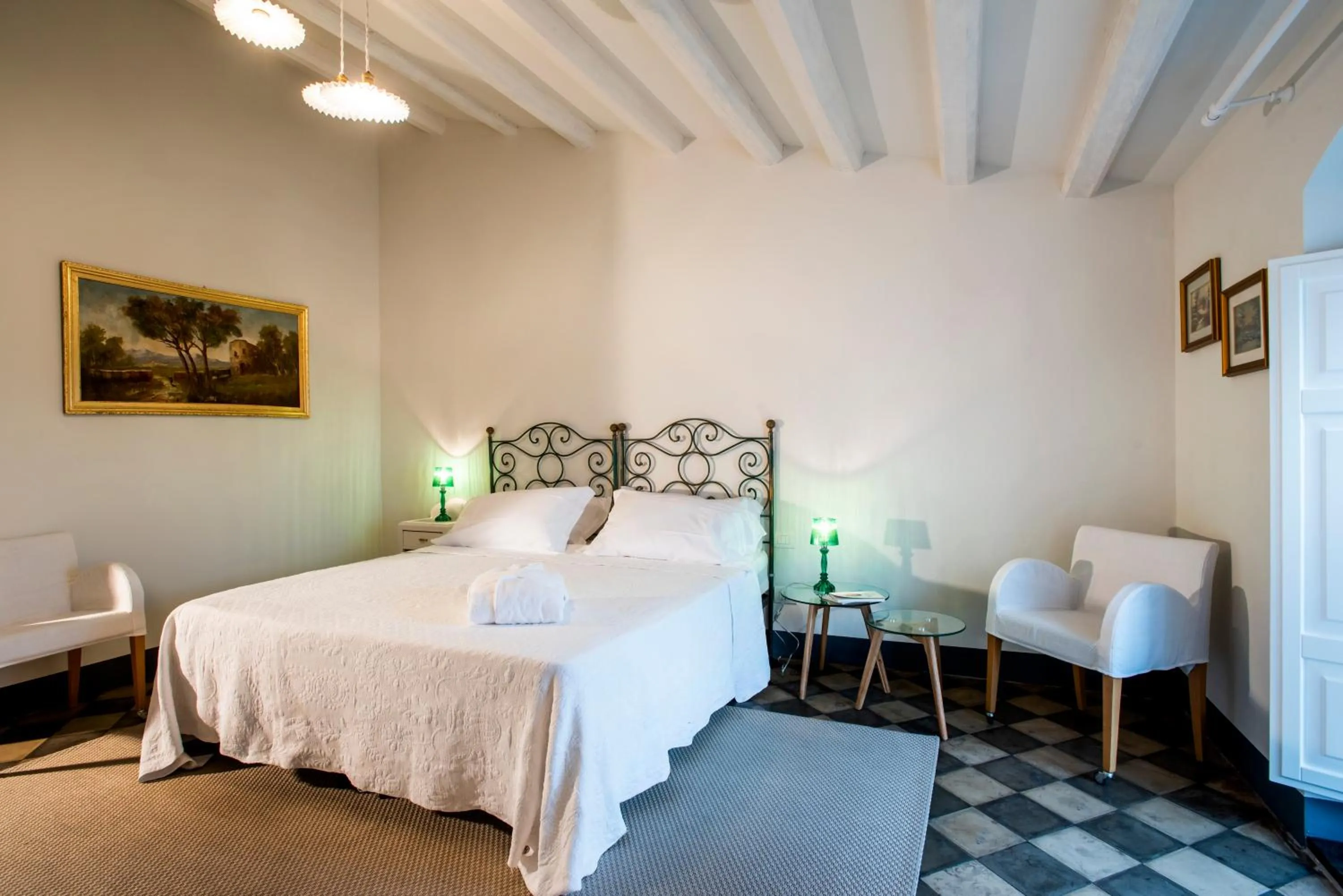 Photo of the whole room, Bed in Palazzo Degli Antoci