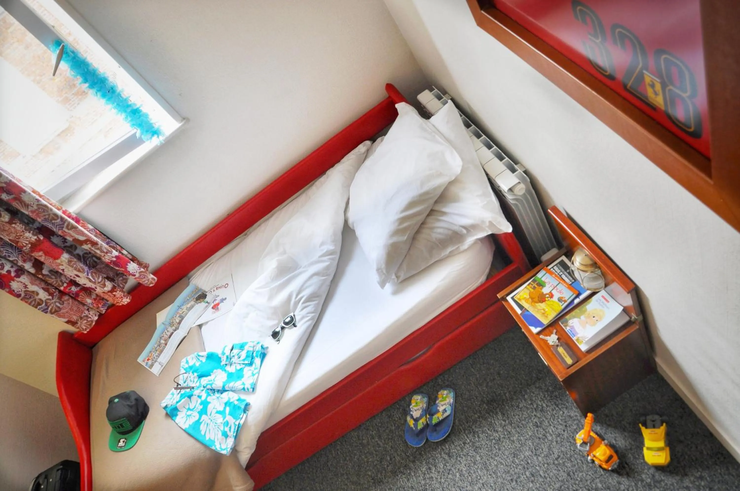 Bed in Detective Hotel