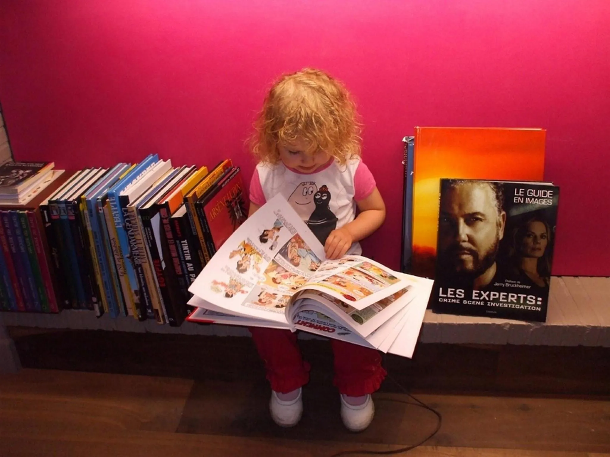 Library in Detective Hotel