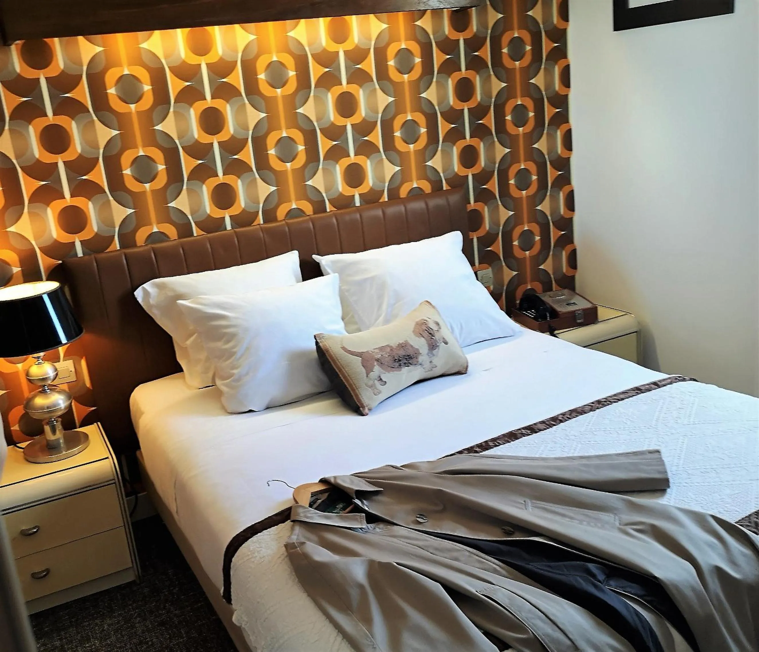 Bed in Detective Hotel