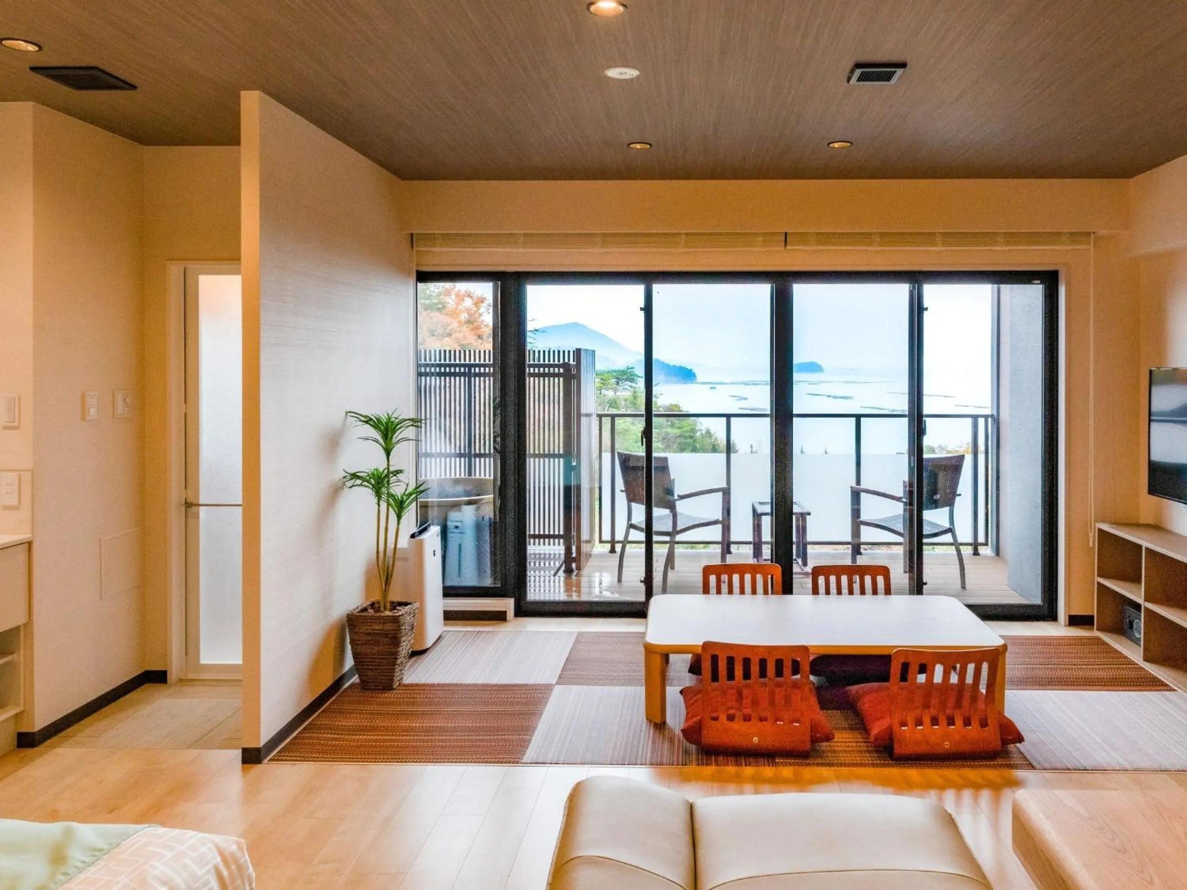 LiVEMAX RESORT Miyahama Ocean View