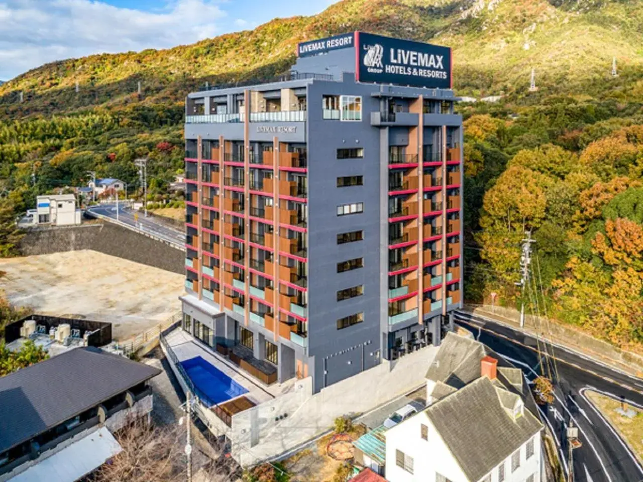 Property building in LiVEMAX RESORT Miyahama Ocean View Property building in LiVEMAX RESORT Miyahama Ocean View