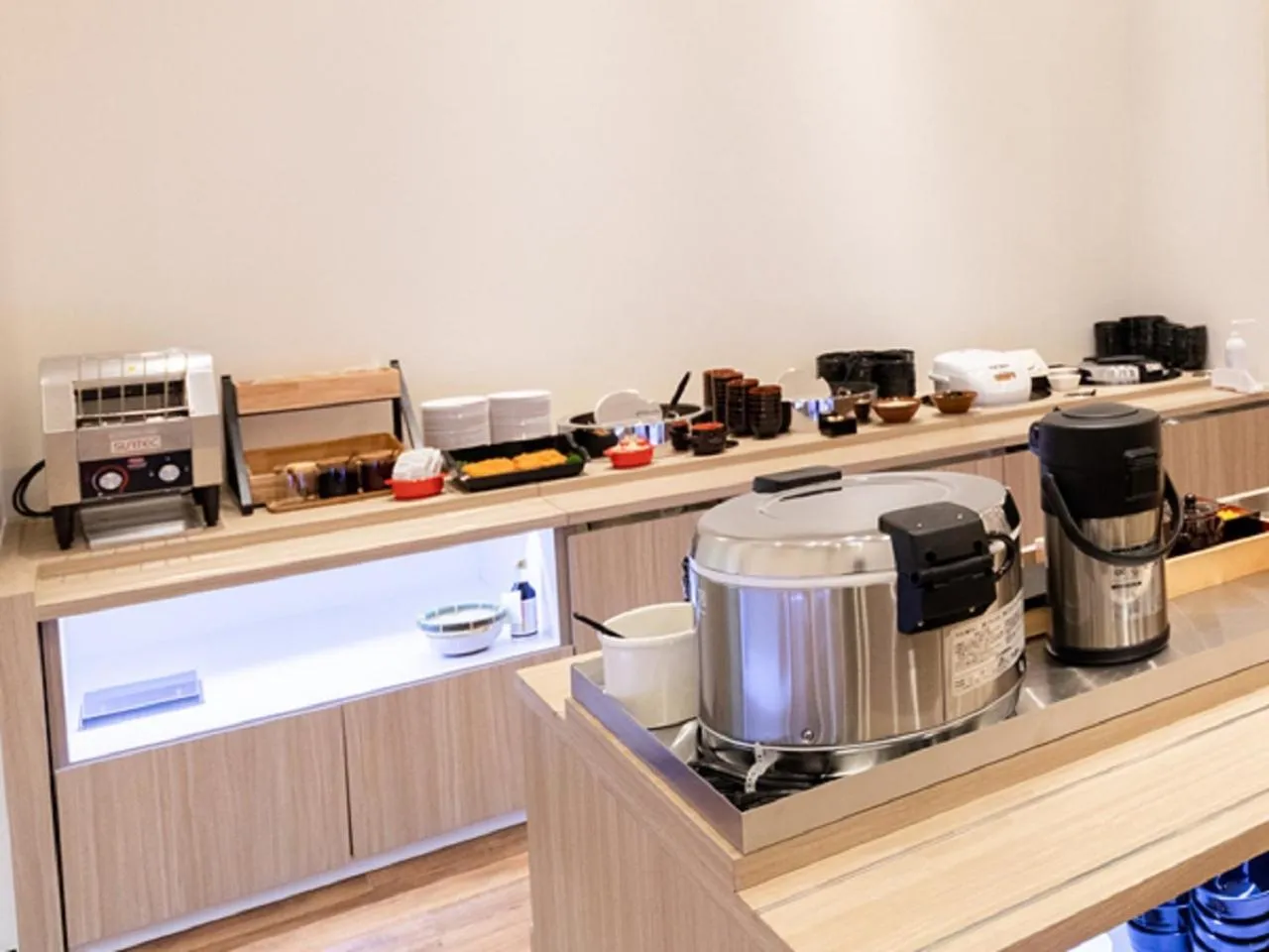 Food and drinks in LiVEMAX RESORT Miyahama Ocean View