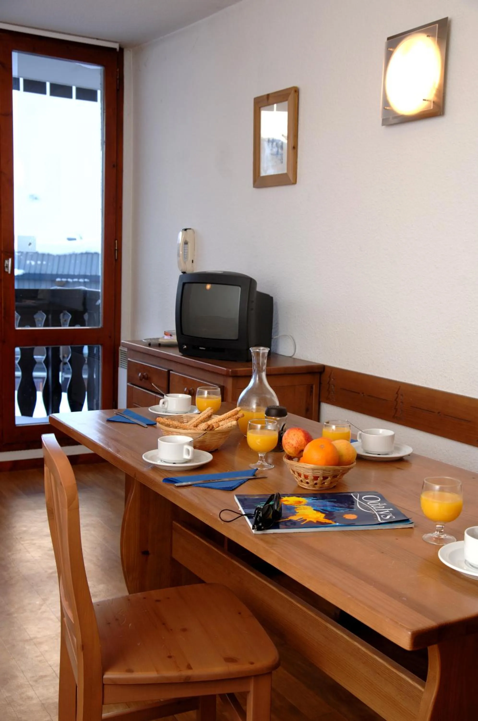 Dining area in Résidence Odalys Les Hauts du Rogoney