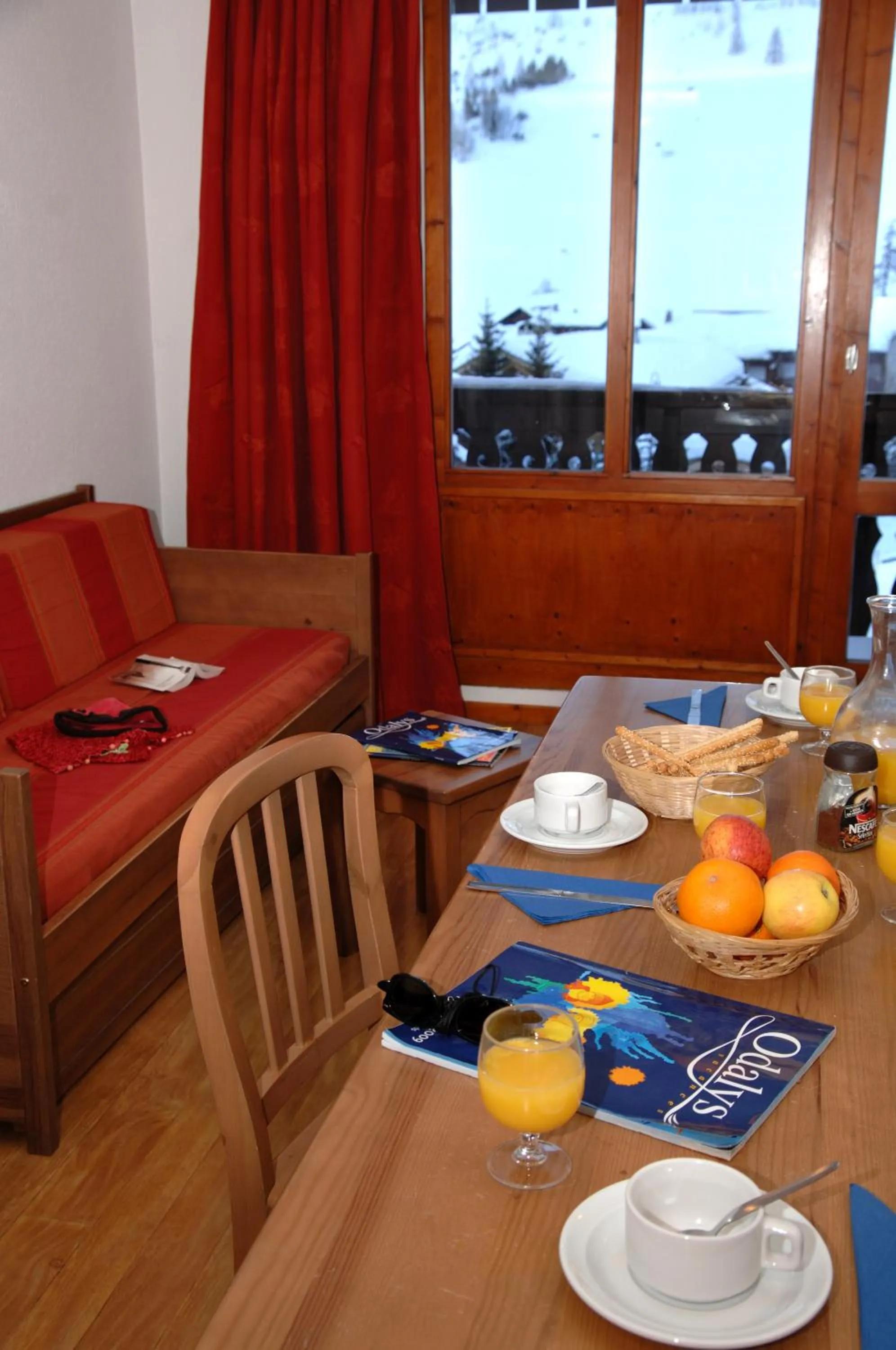 Dining area in Résidence Odalys Les Hauts du Rogoney