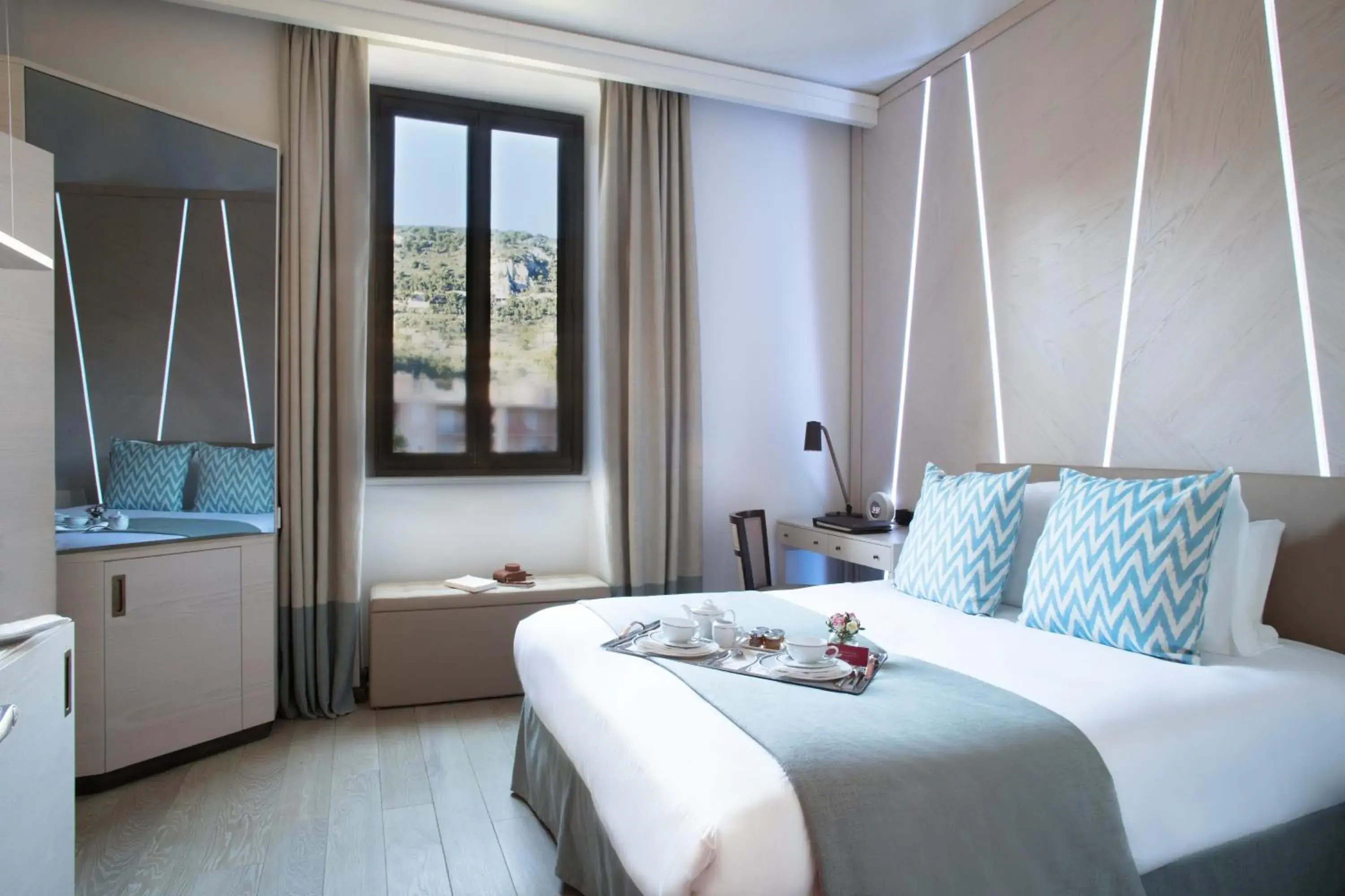 Standard Room Mountain View in Hotel Royal-Riviera Standard Room Mountain View in Hotel Royal-Riviera