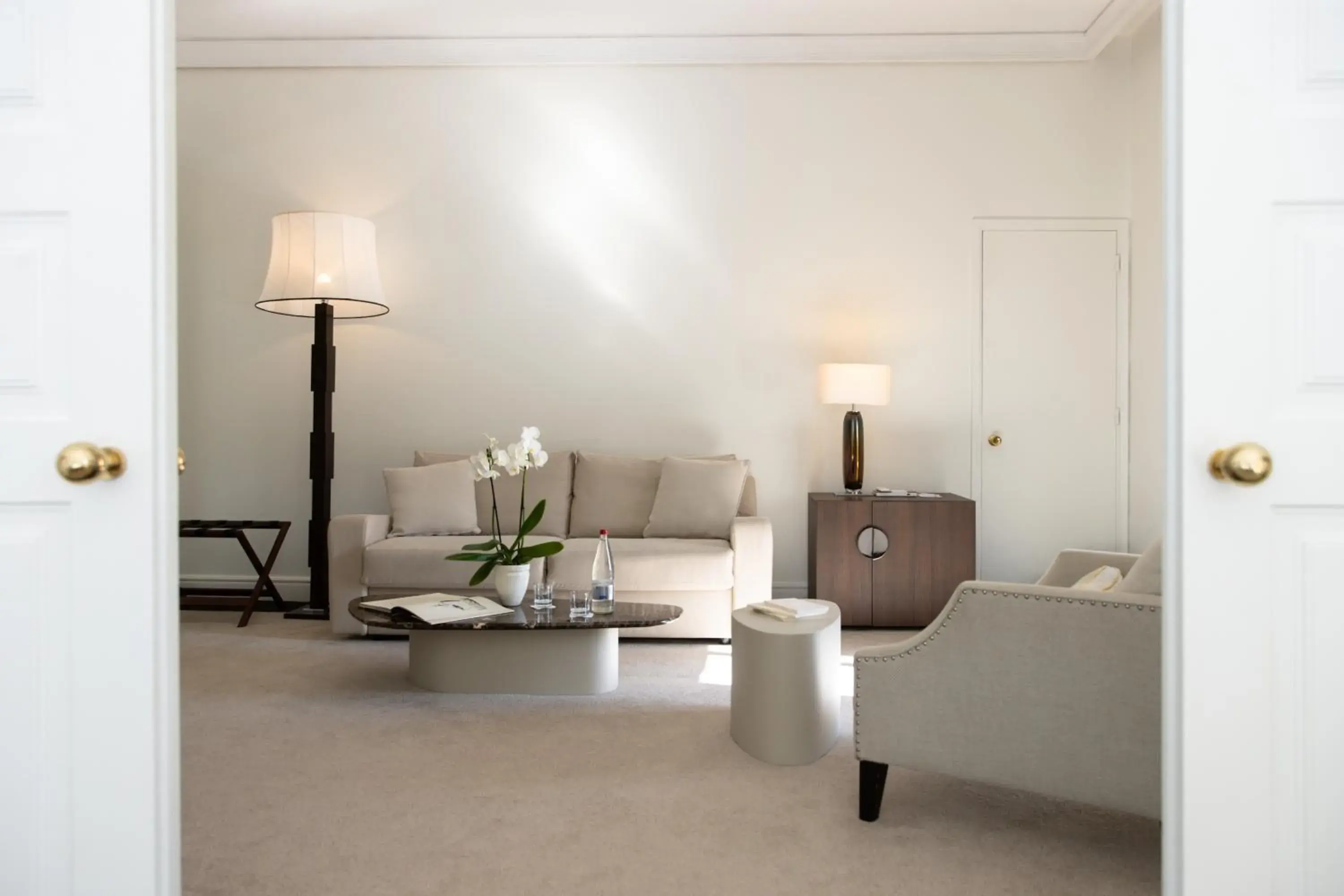 Living room in Hotel Royal-Riviera Living room in Hotel Royal-Riviera