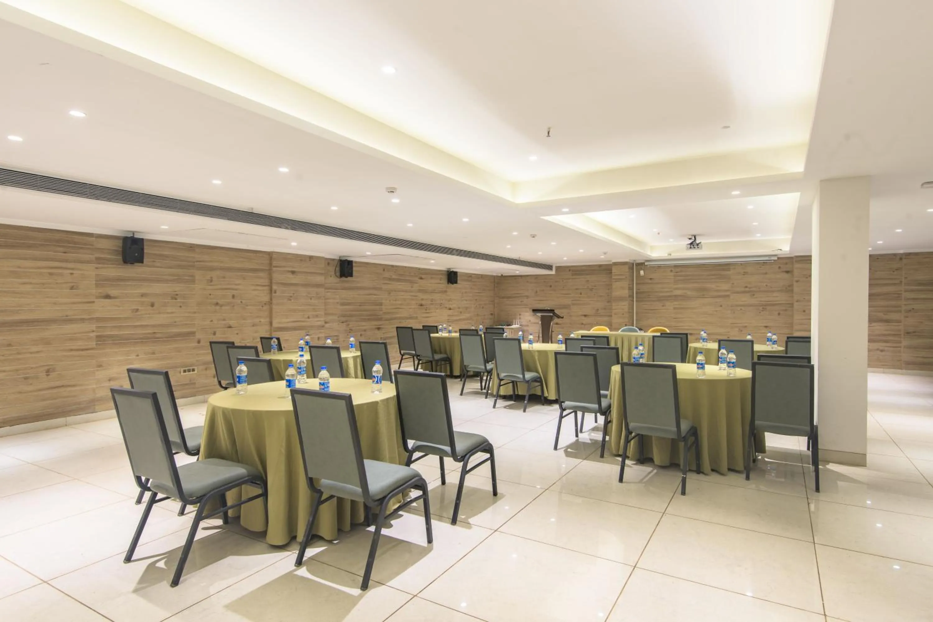 Meeting/conference room in The Fern Residency Calangute-Baga, Goa