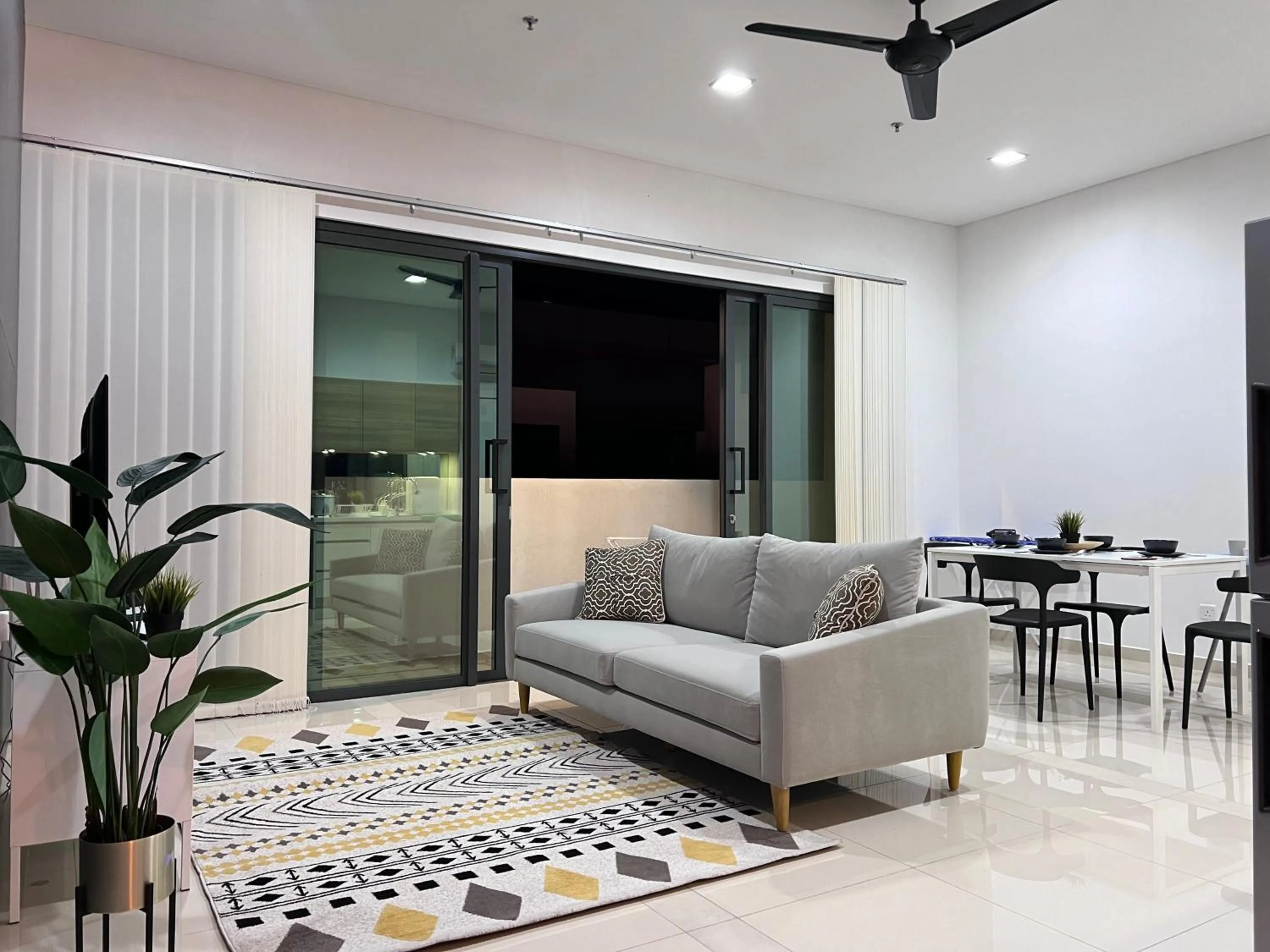 Balcony/Terrace in Plaza Arkadia Desa Parkcity by KLhomesweet