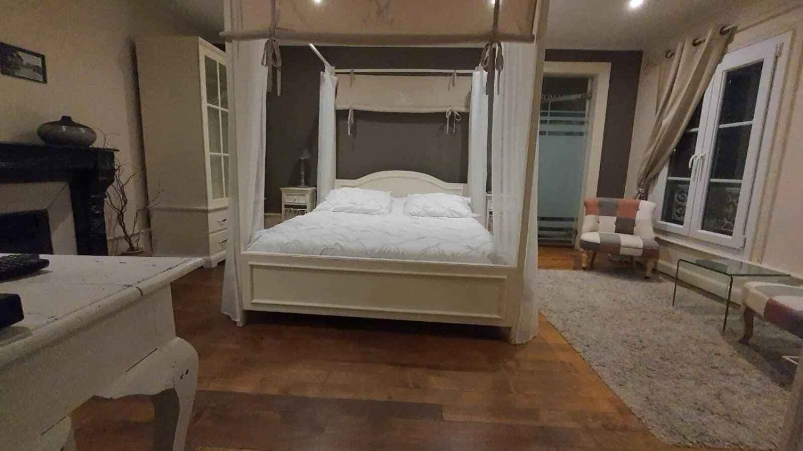 Bedroom, Bed in Le Corrigot