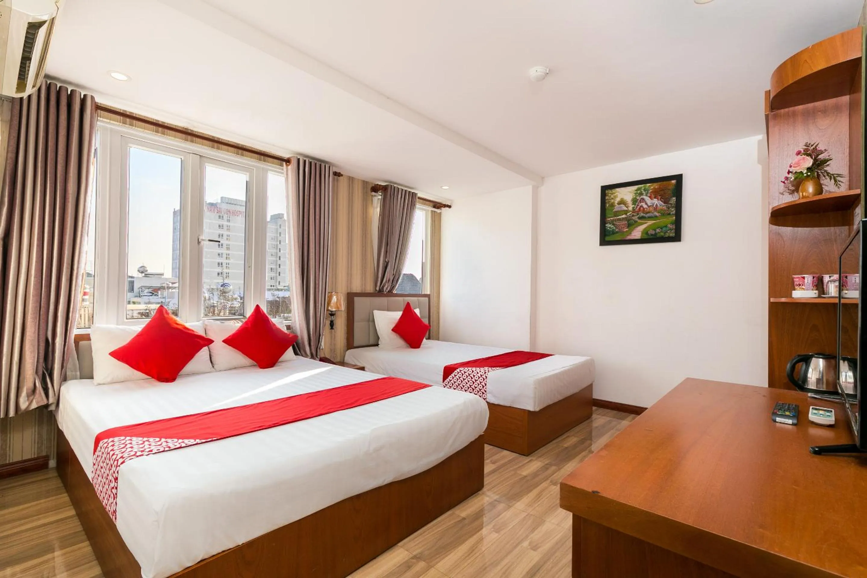 Photo of the whole room, Bed in Hung Phat Hotel - Trung Son