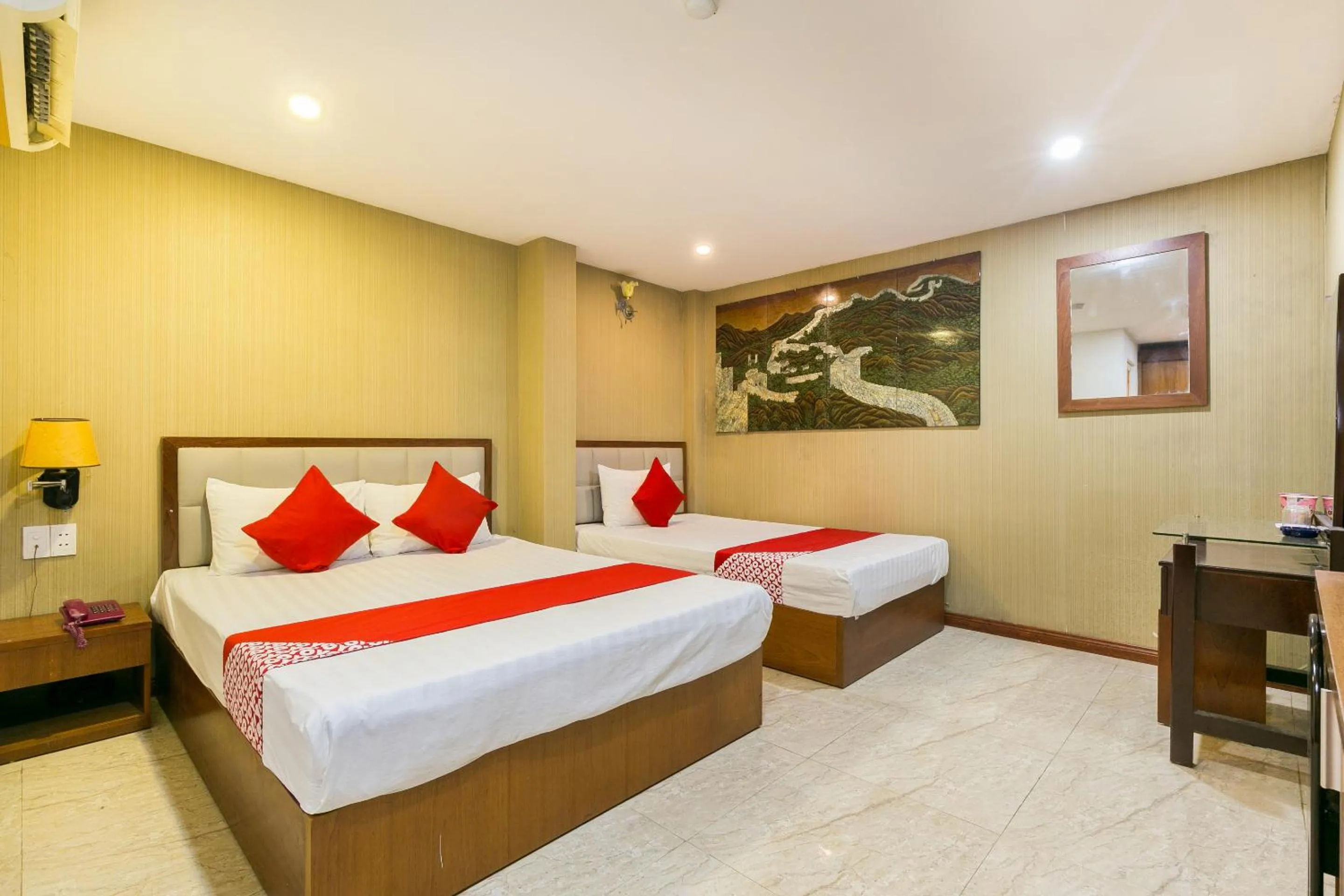 Photo of the whole room, Bed in Hung Phat Hotel - Trung Son