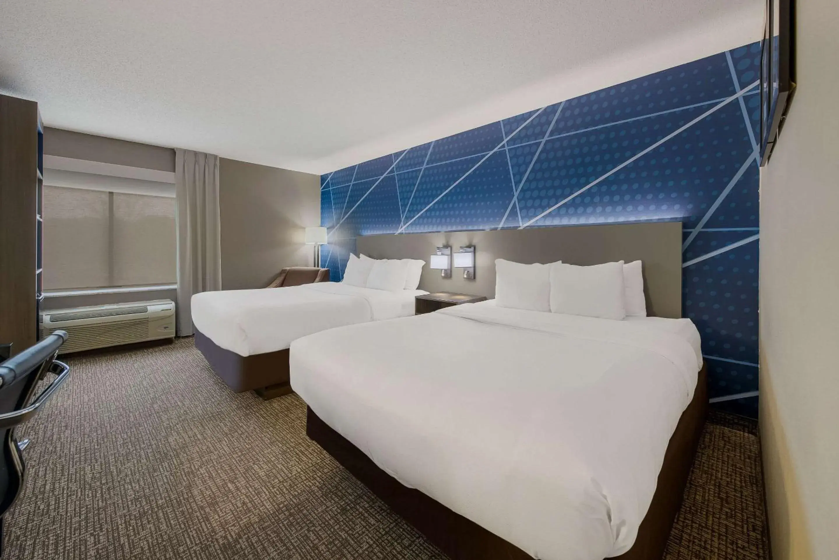 Bedroom, Bed in Comfort Inn Fayetteville I-95 Bedroom, Bed in Comfort Inn Fayetteville I-95