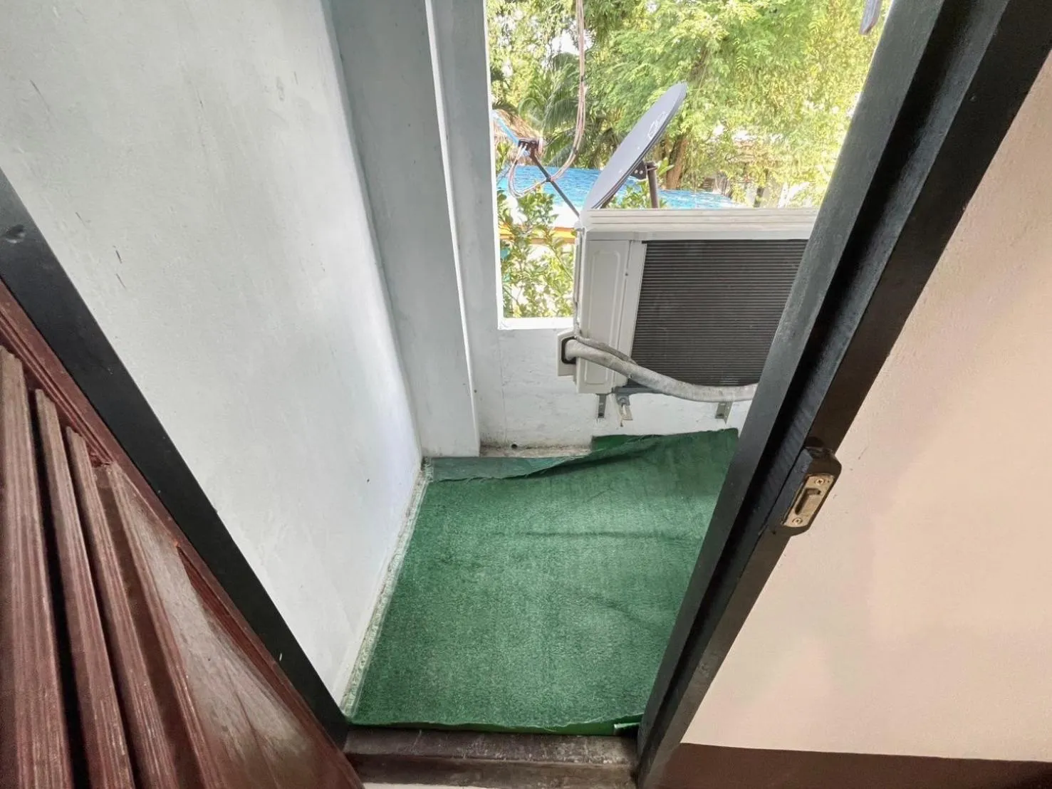 Property building in Mookboonchu Guesthouse ,Kohmook Trang