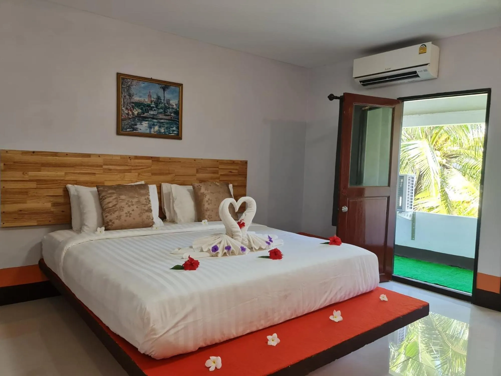 Bed in Mookboonchu Guesthouse ,Kohmook Trang
